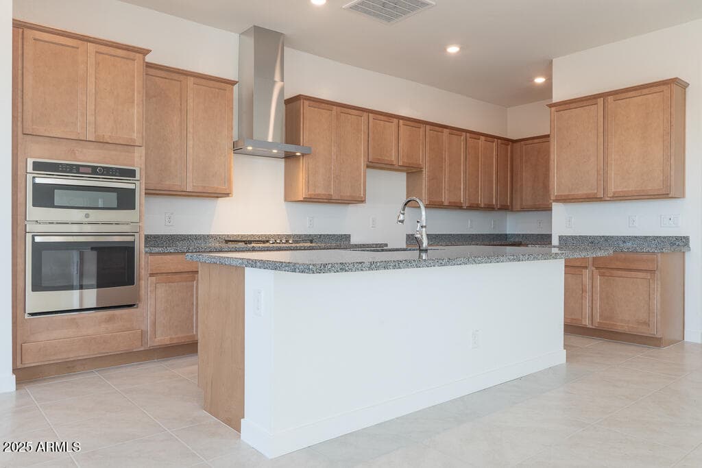 1272 E Penedes Dr — photo 2