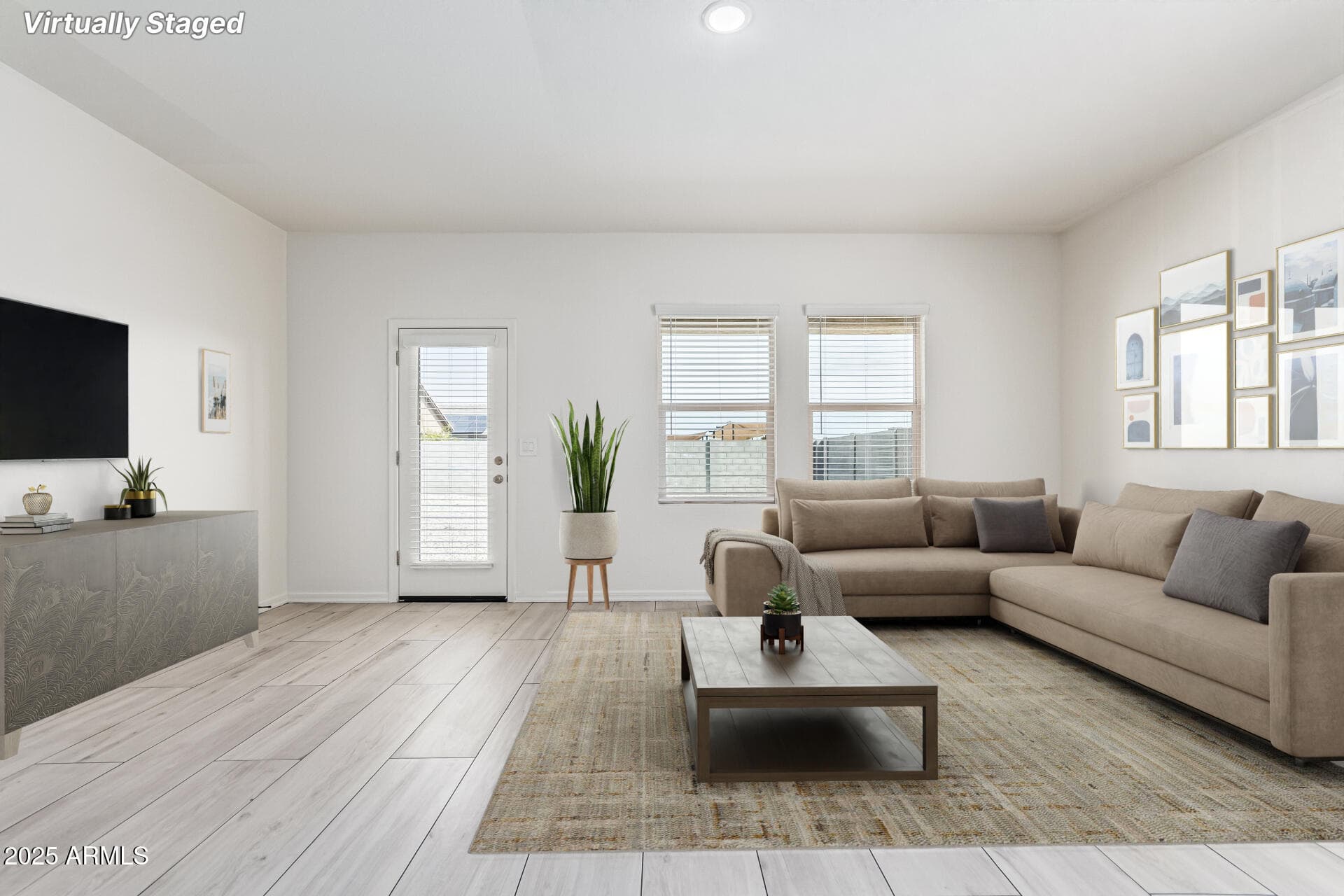 19236 W Pierson St — photo 1