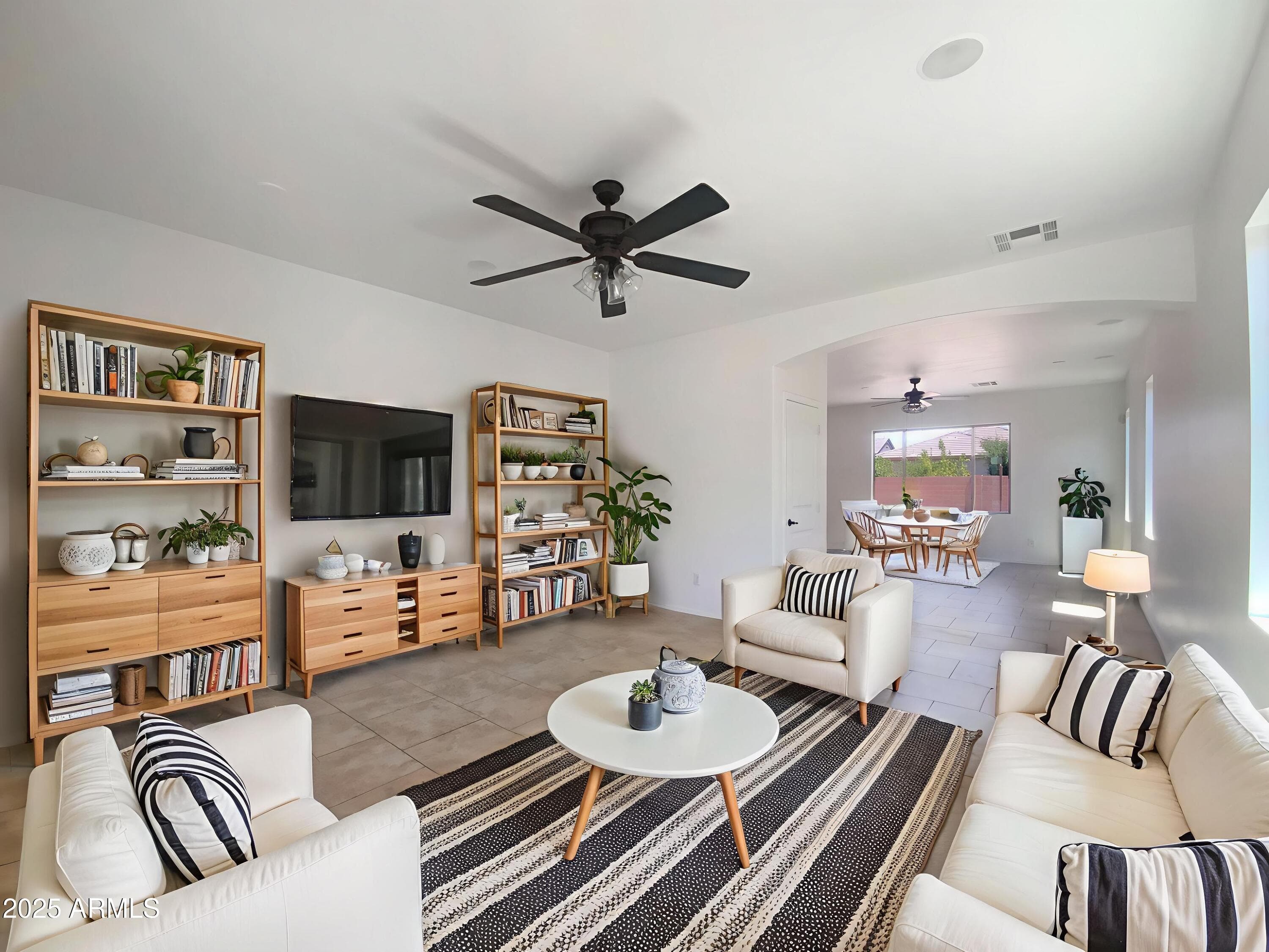 21911 S 215th St — photo 2