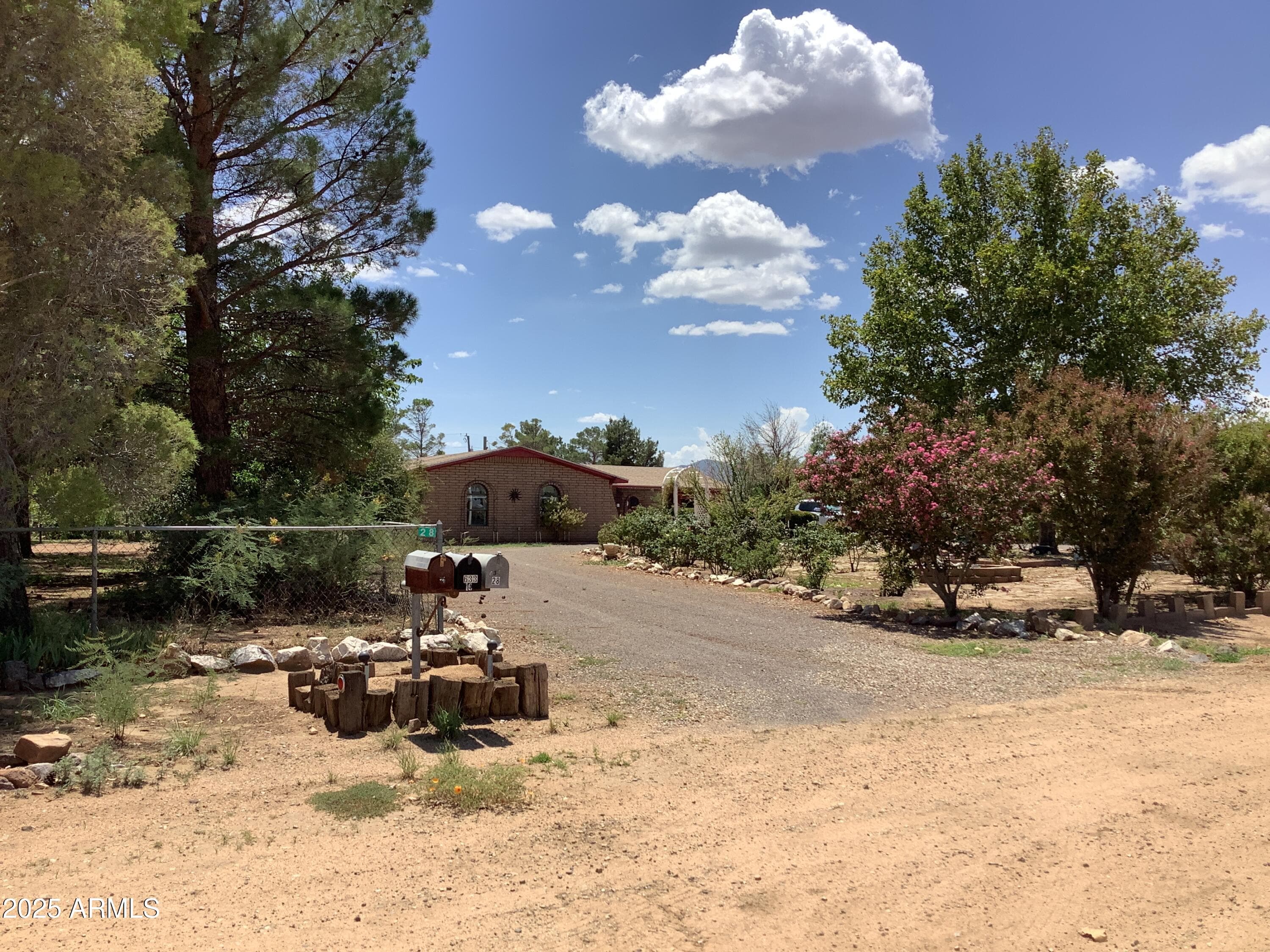 28 E Cochise Way — photo 2