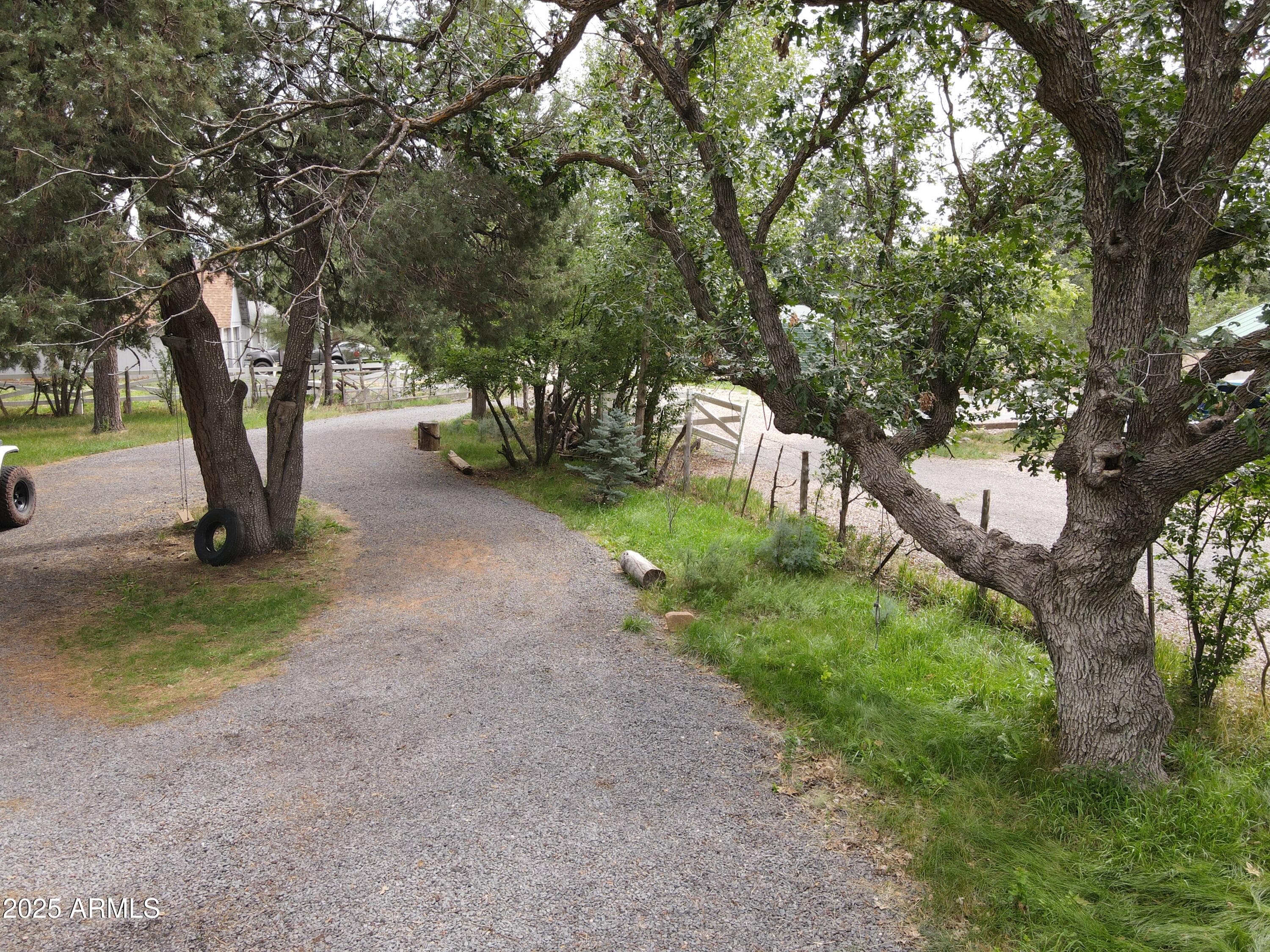 2051 Stradling Ln — photo 25