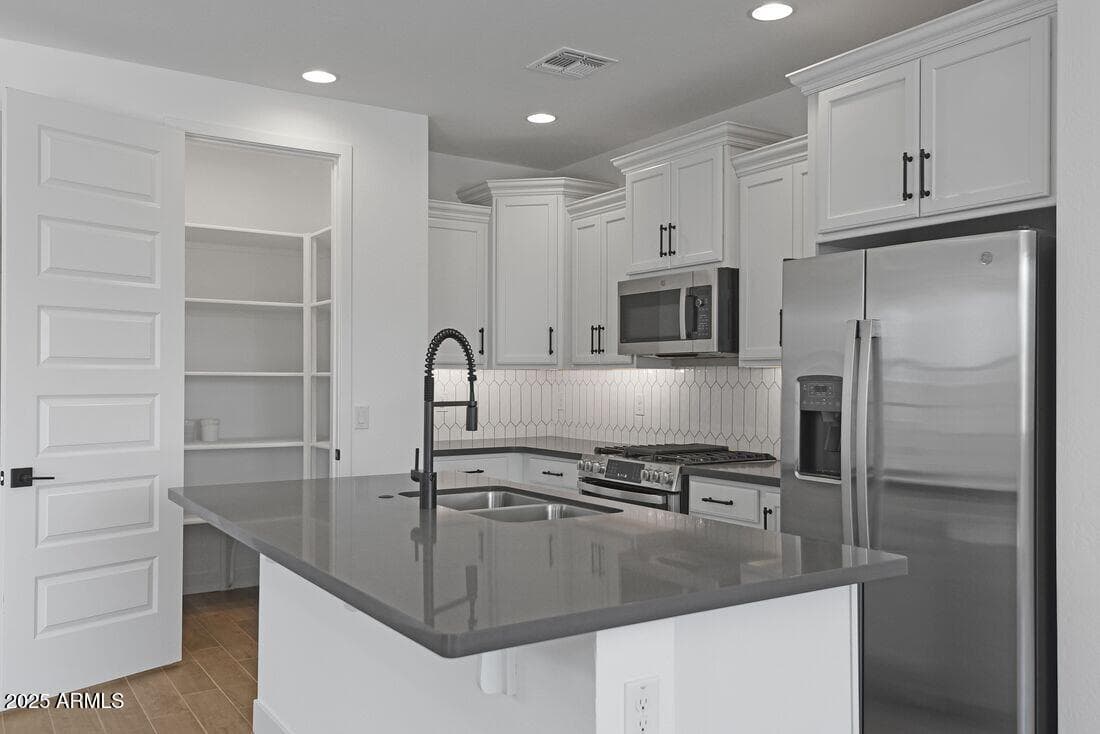 18126 W HIDDENVIEW DR - Photo 5