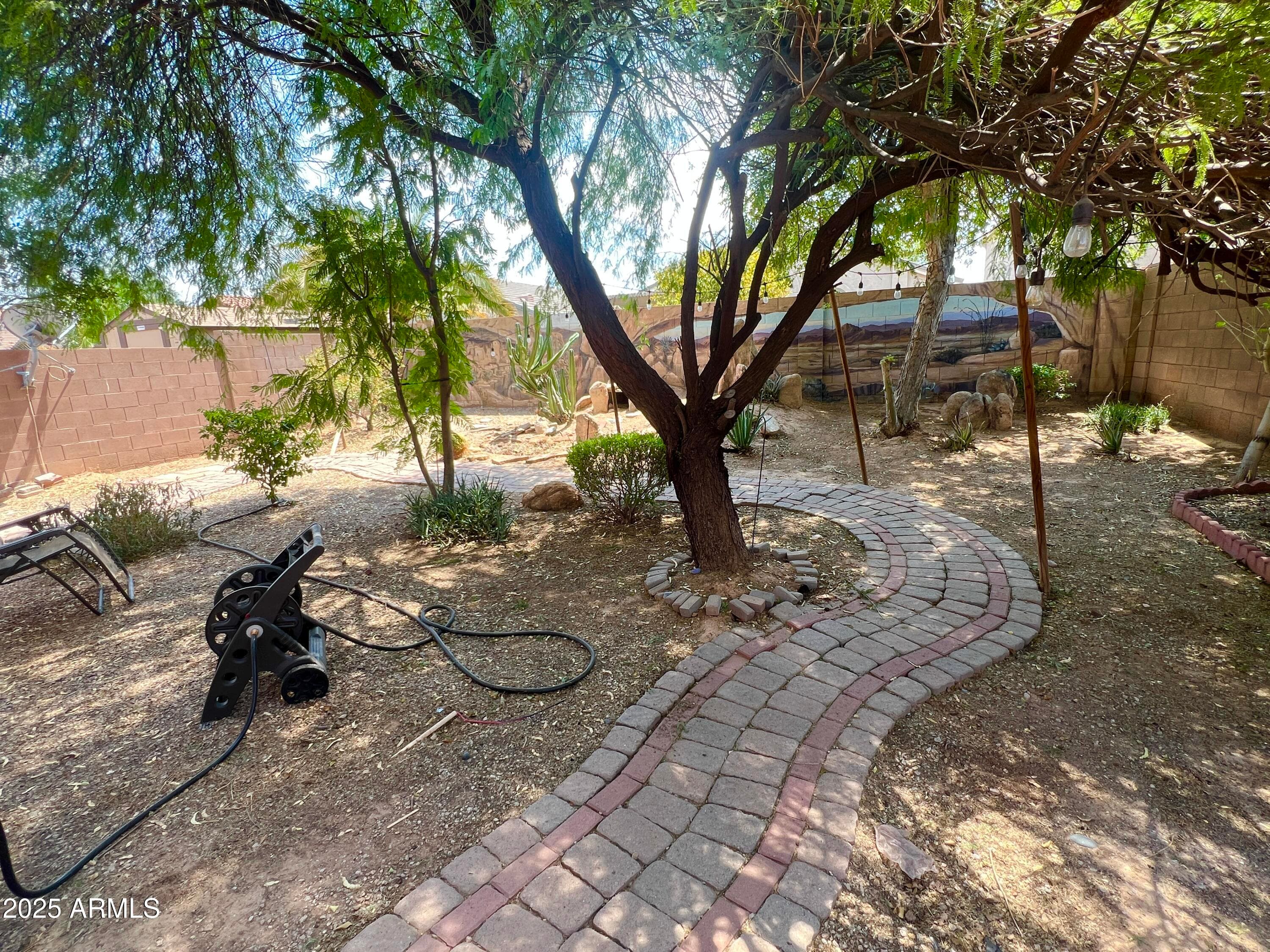 3925 E ROSE QUARTZ LN - See more photos