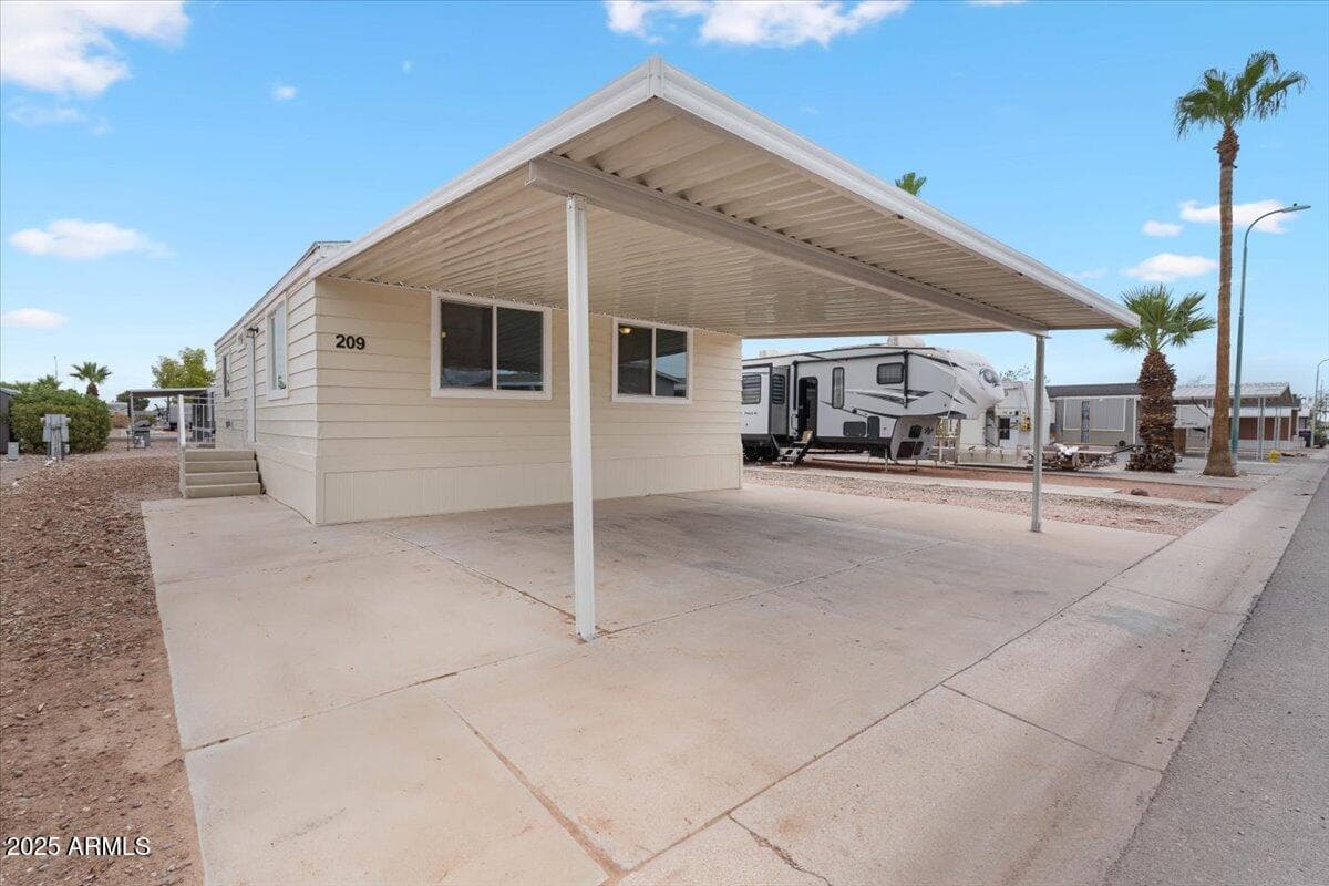320 E MCKELLIPS RD - Photo 5