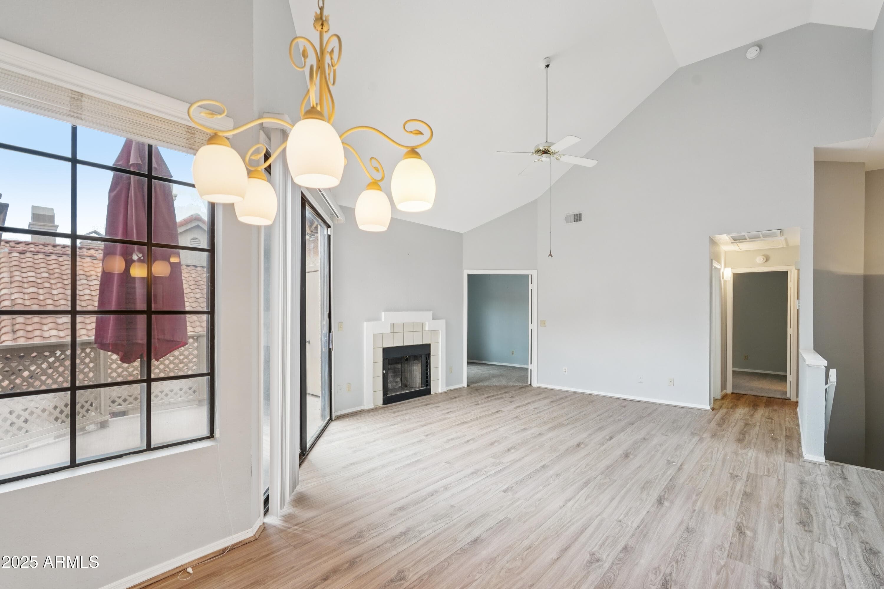 1001 N PASADENA ST - Photo 4