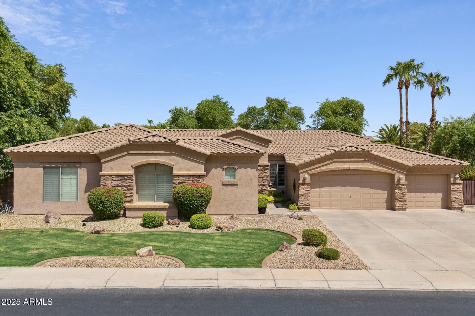 13224 W Palo Verde Dr — photo 1