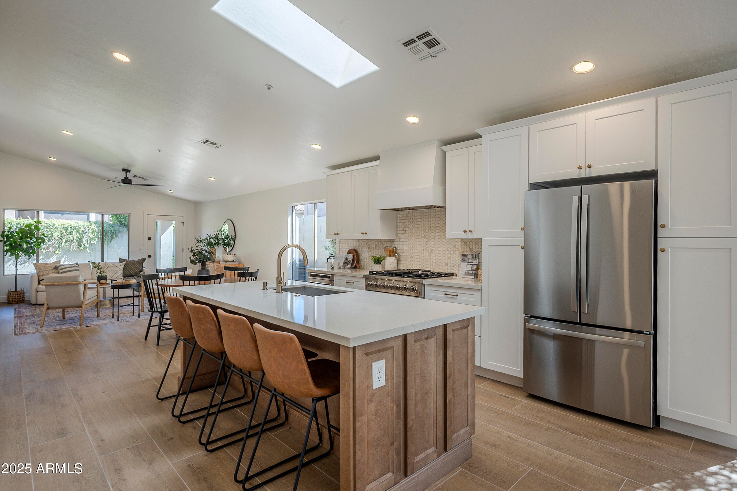 10226 E Pine Valley Rd — photo 2