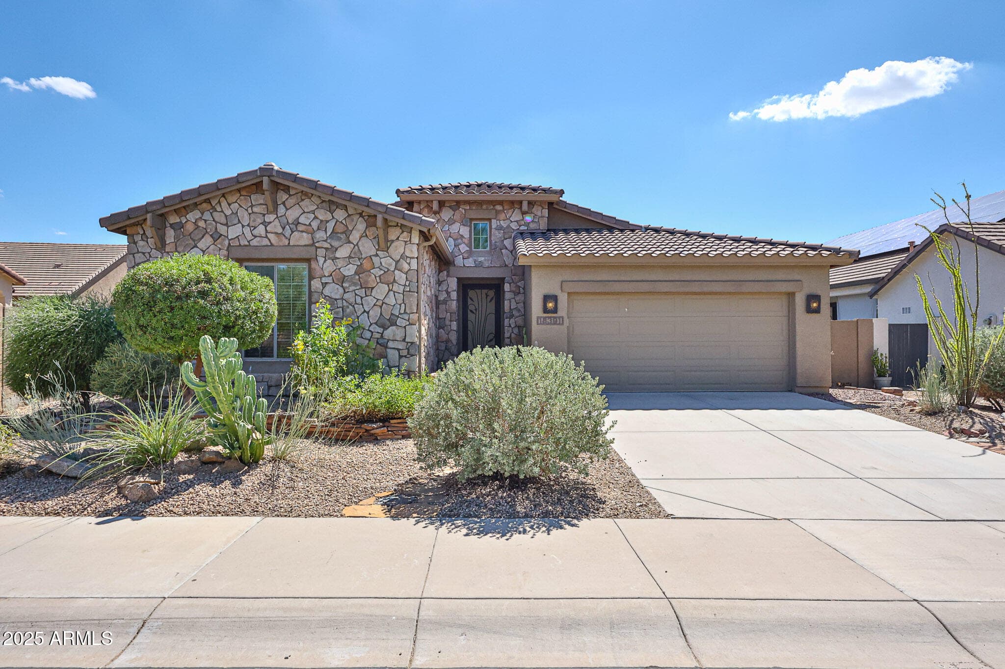18391 W VERDIN RD - Photo 4