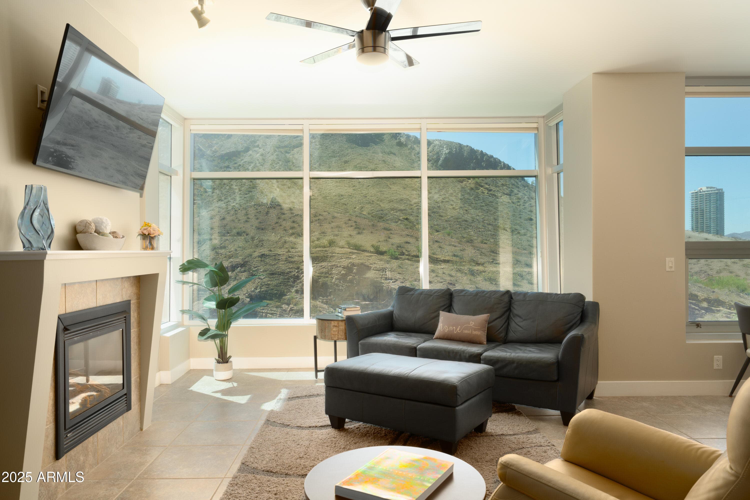 140 E Rio Salado Parkway 412 — photo 2