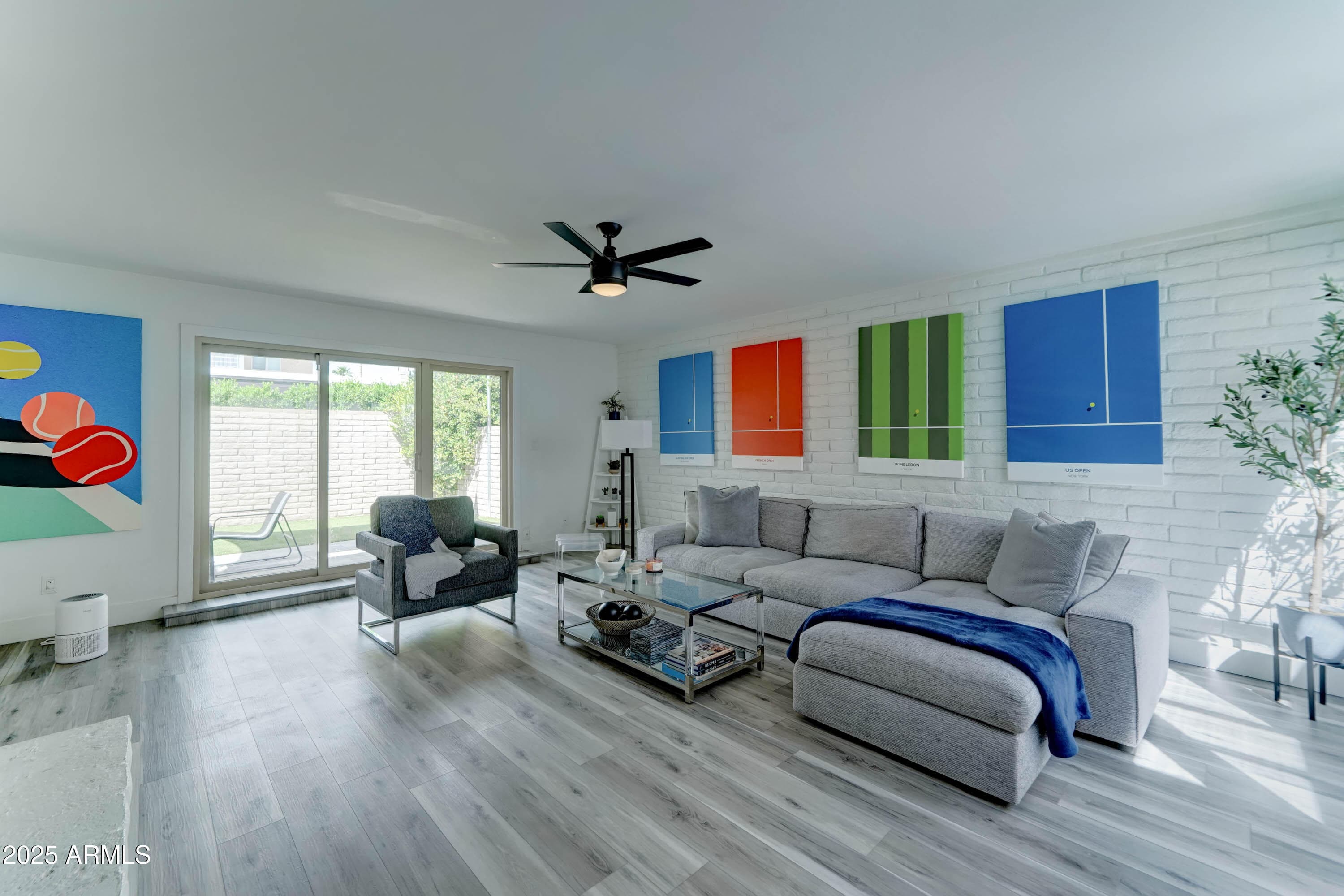 7944 E Vista Dr — photo 1