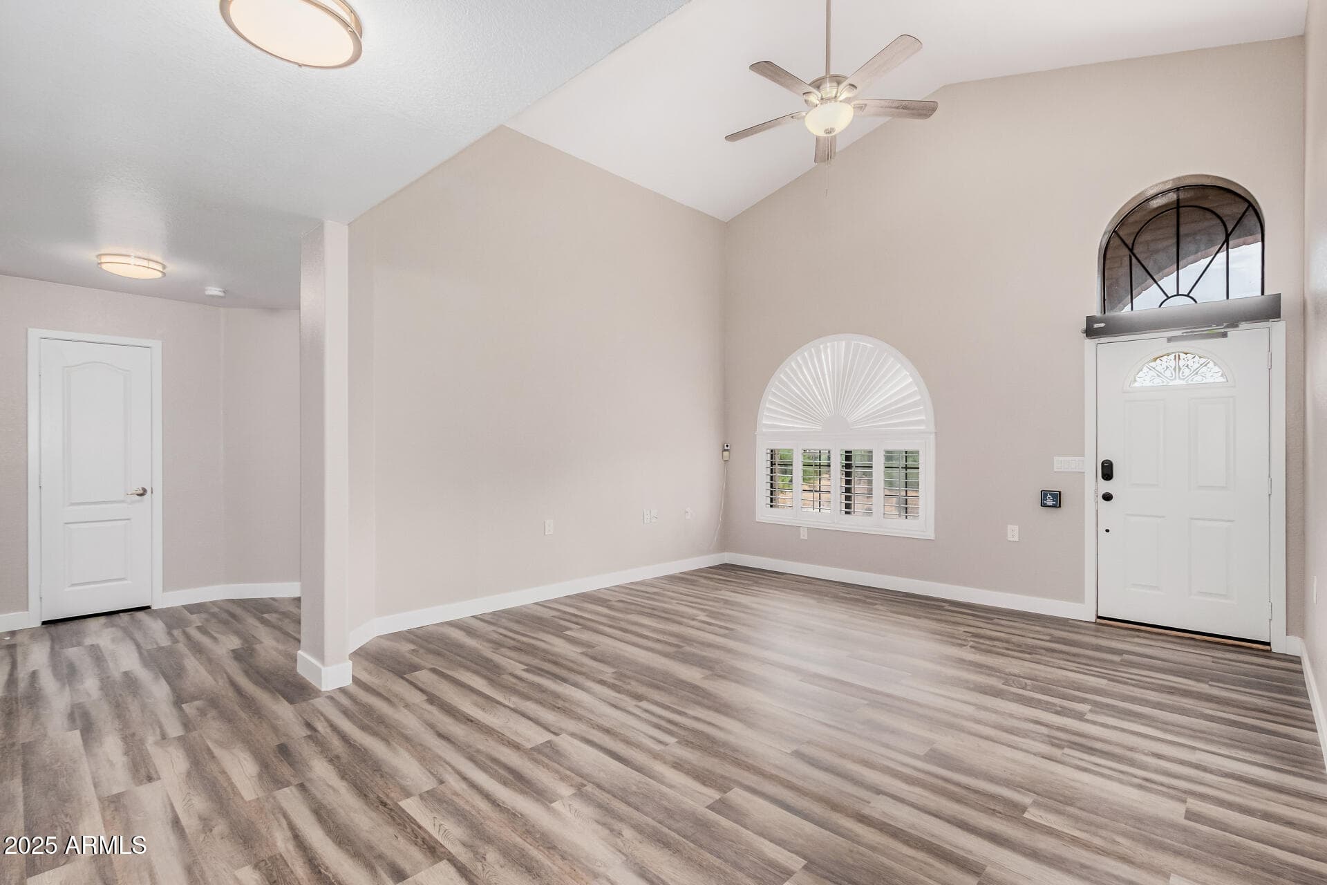 8112 E Mcdowell Rd — photo 2