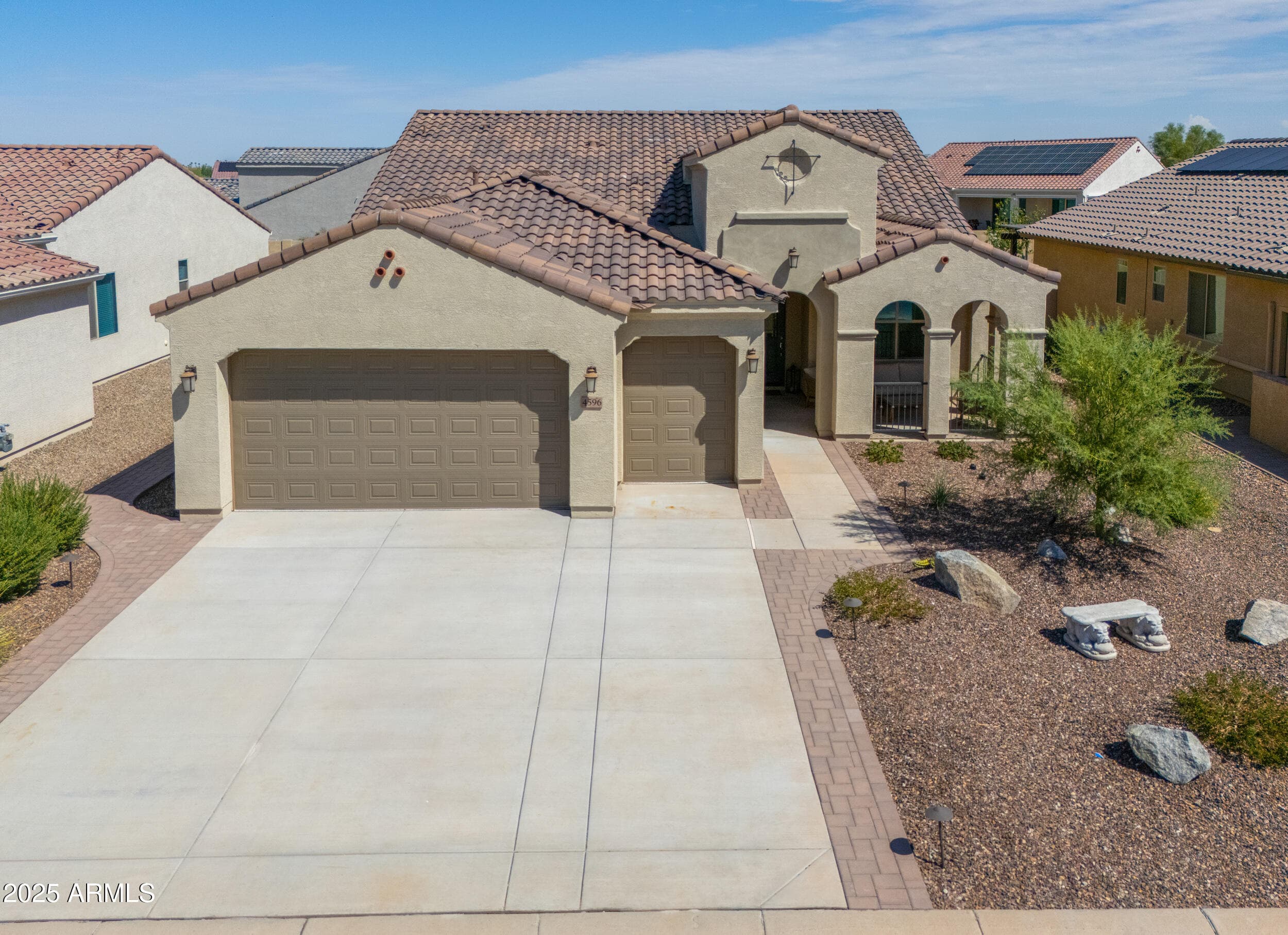 4596 W Loma Verde Ave — photo 1