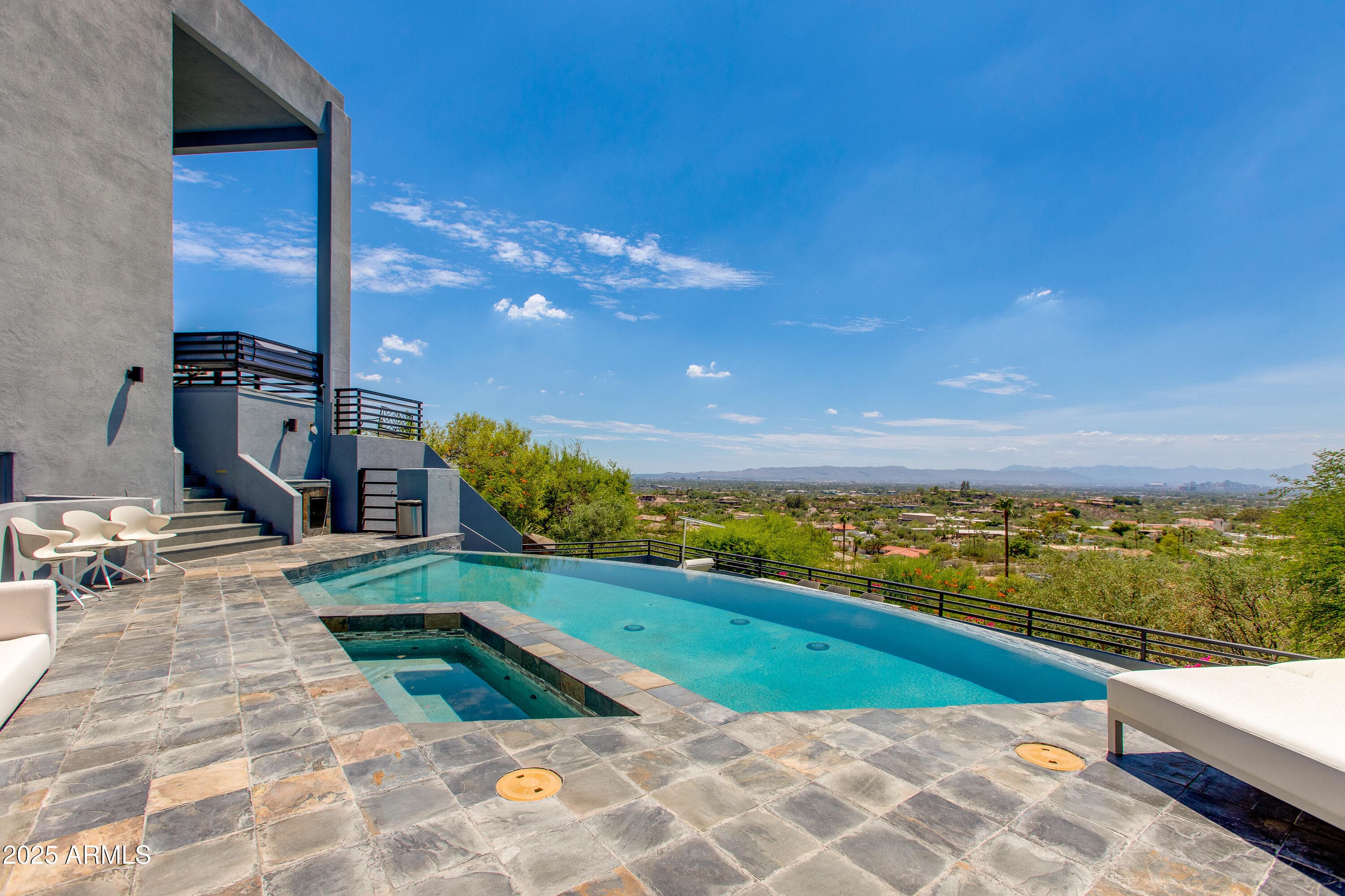 4228 E Highlands Dr — photo 36