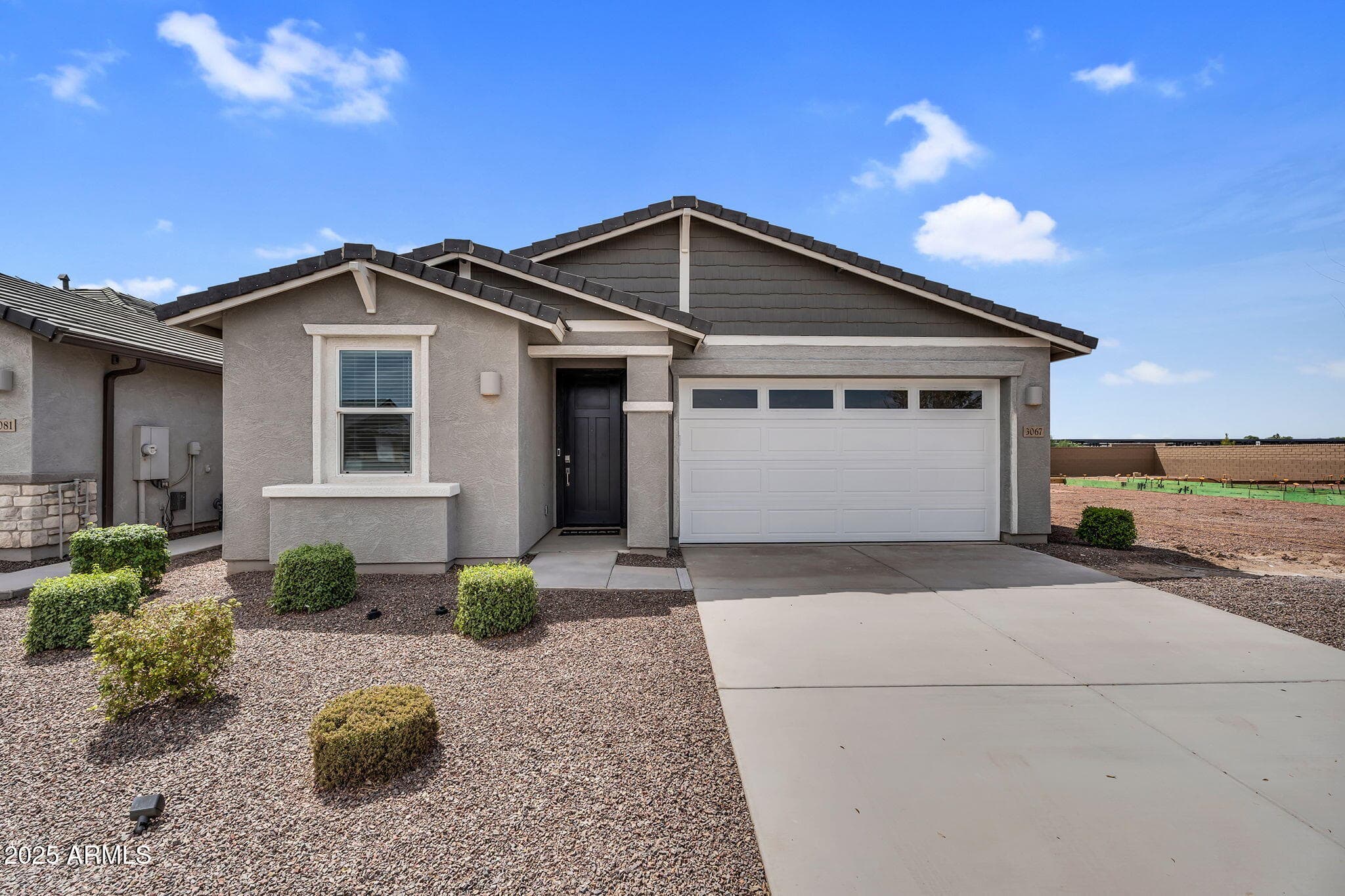 3067 E Barrel Race Rd — photo 1