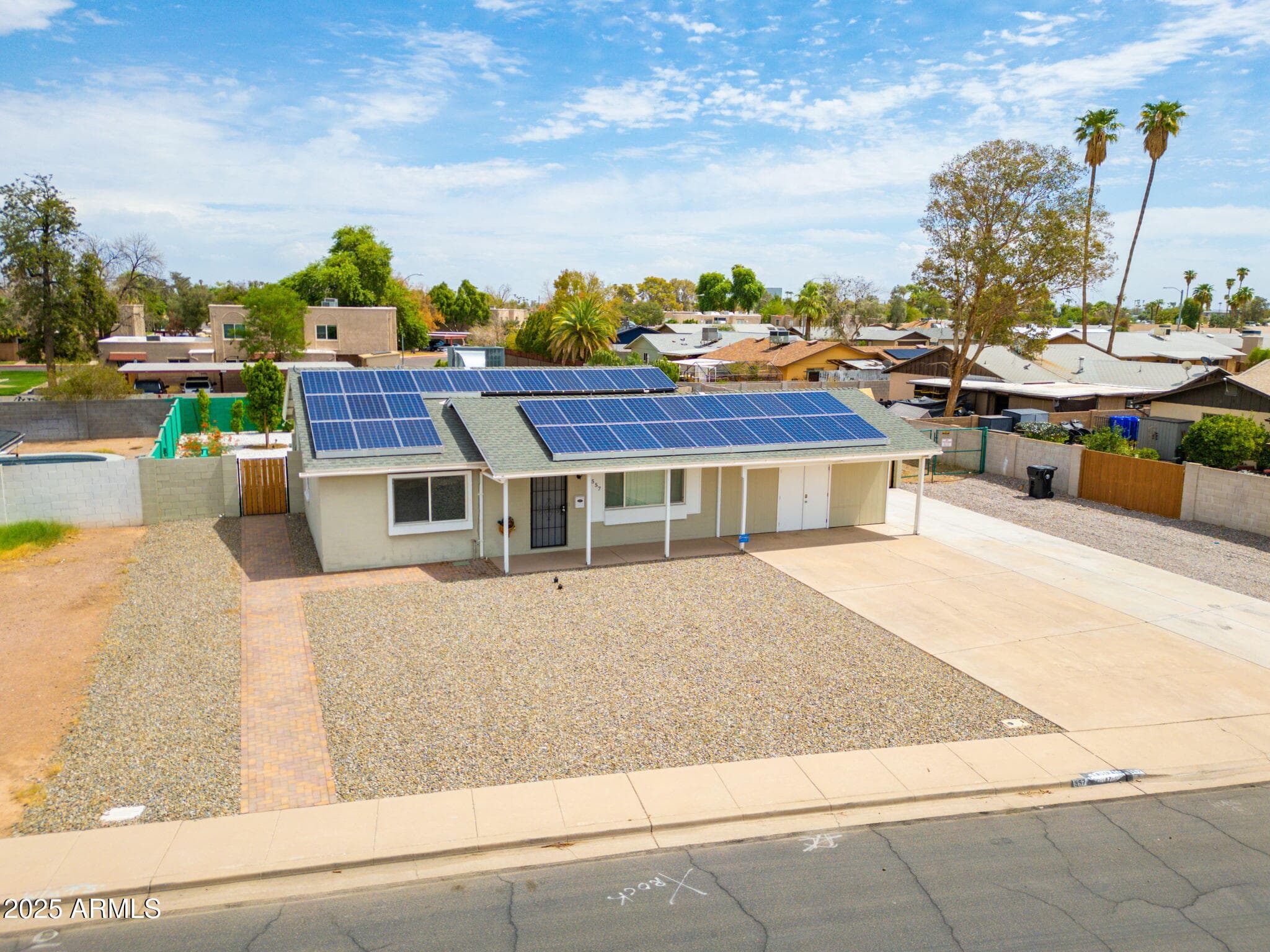 557 S Visalia St — photo 1