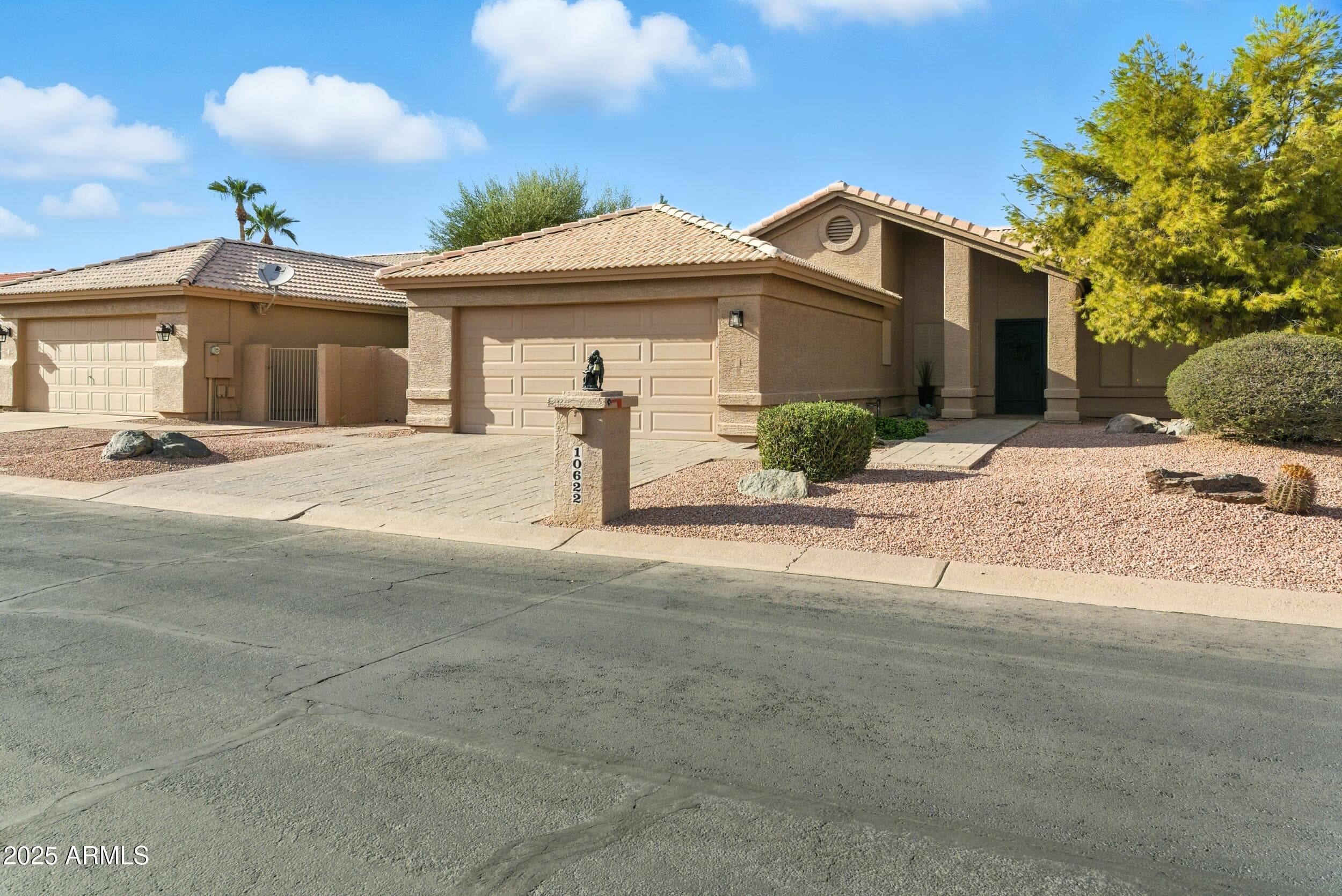 10622 E Nacoma Dr — photo 1