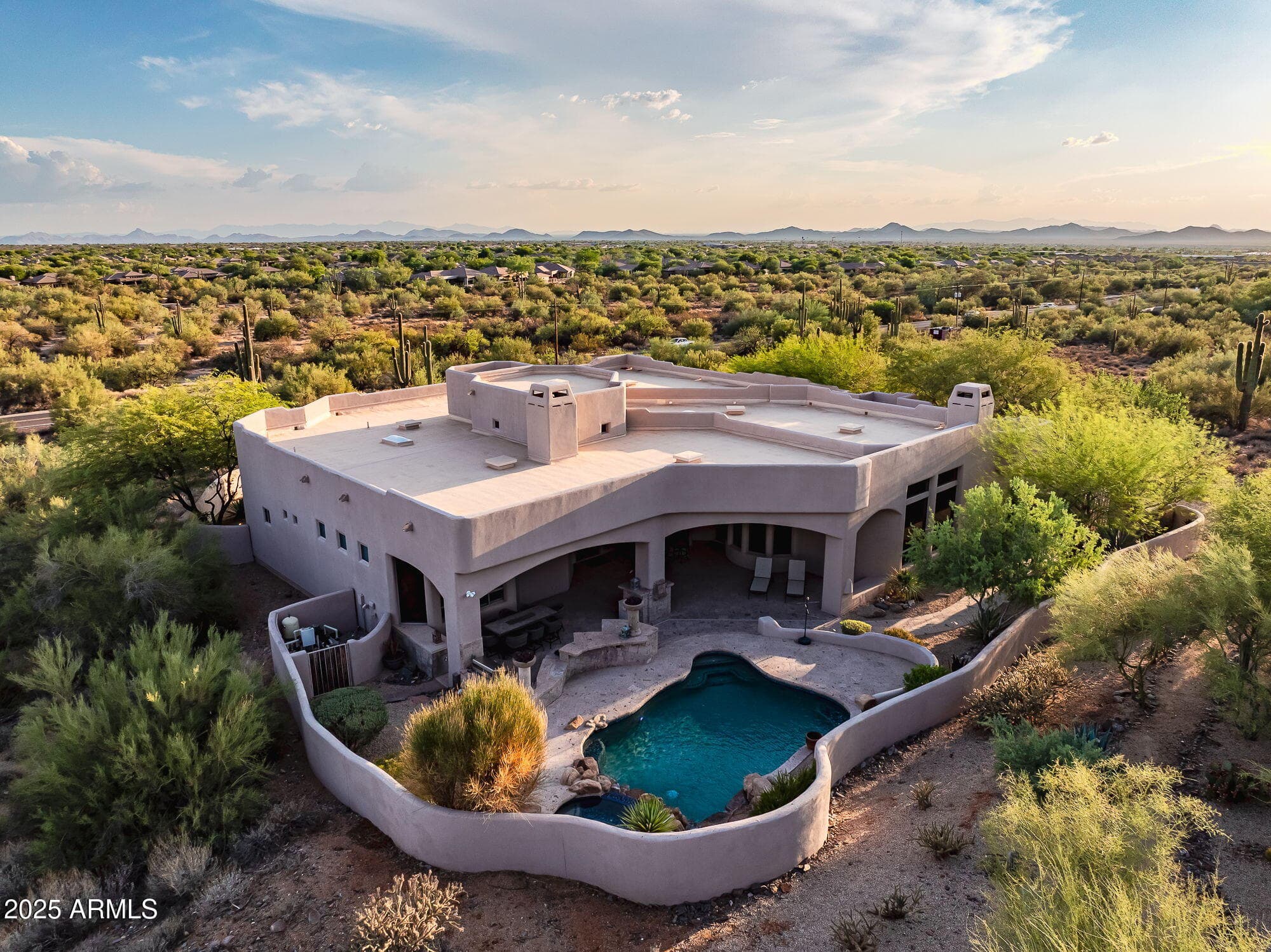 6505 E Old Paint Trail — photo 2