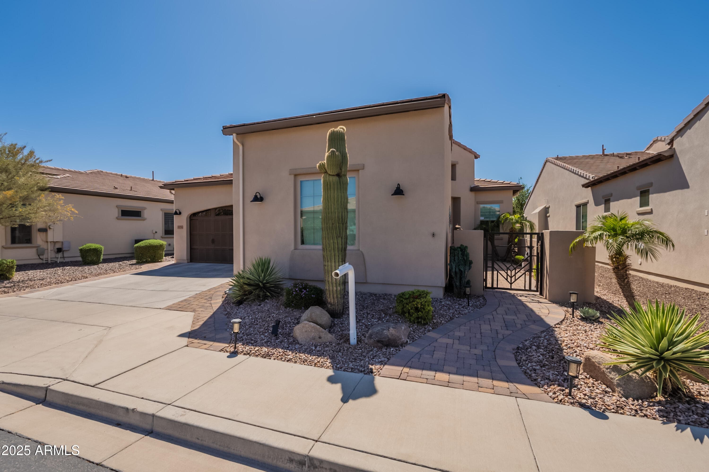 35756 N Clementine Trail — photo 1