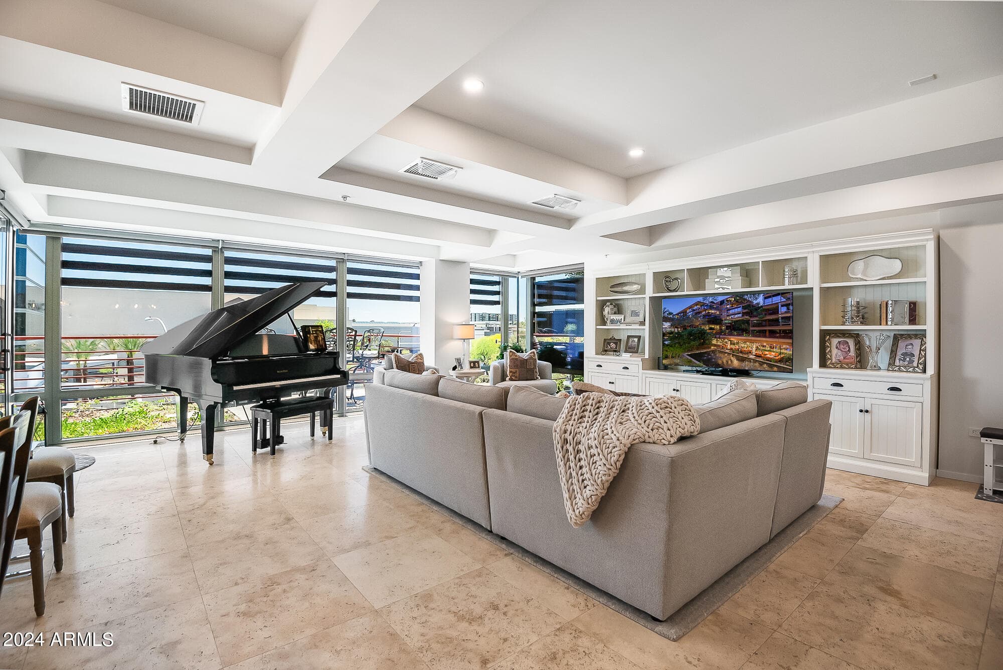 7117 E Rancho Vista Dr 4011 — photo 2