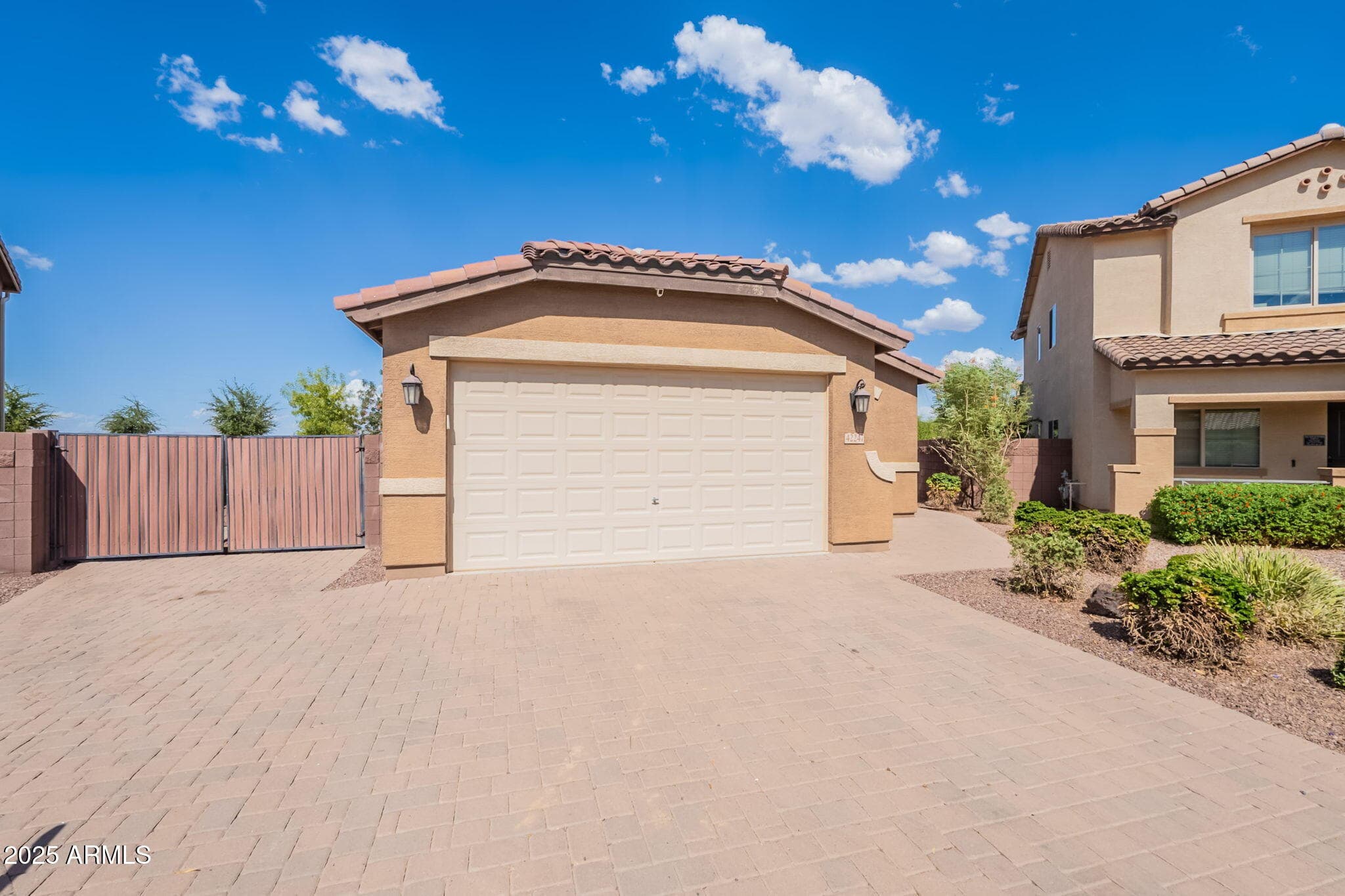 42247 N Tulip Tree St — photo 1