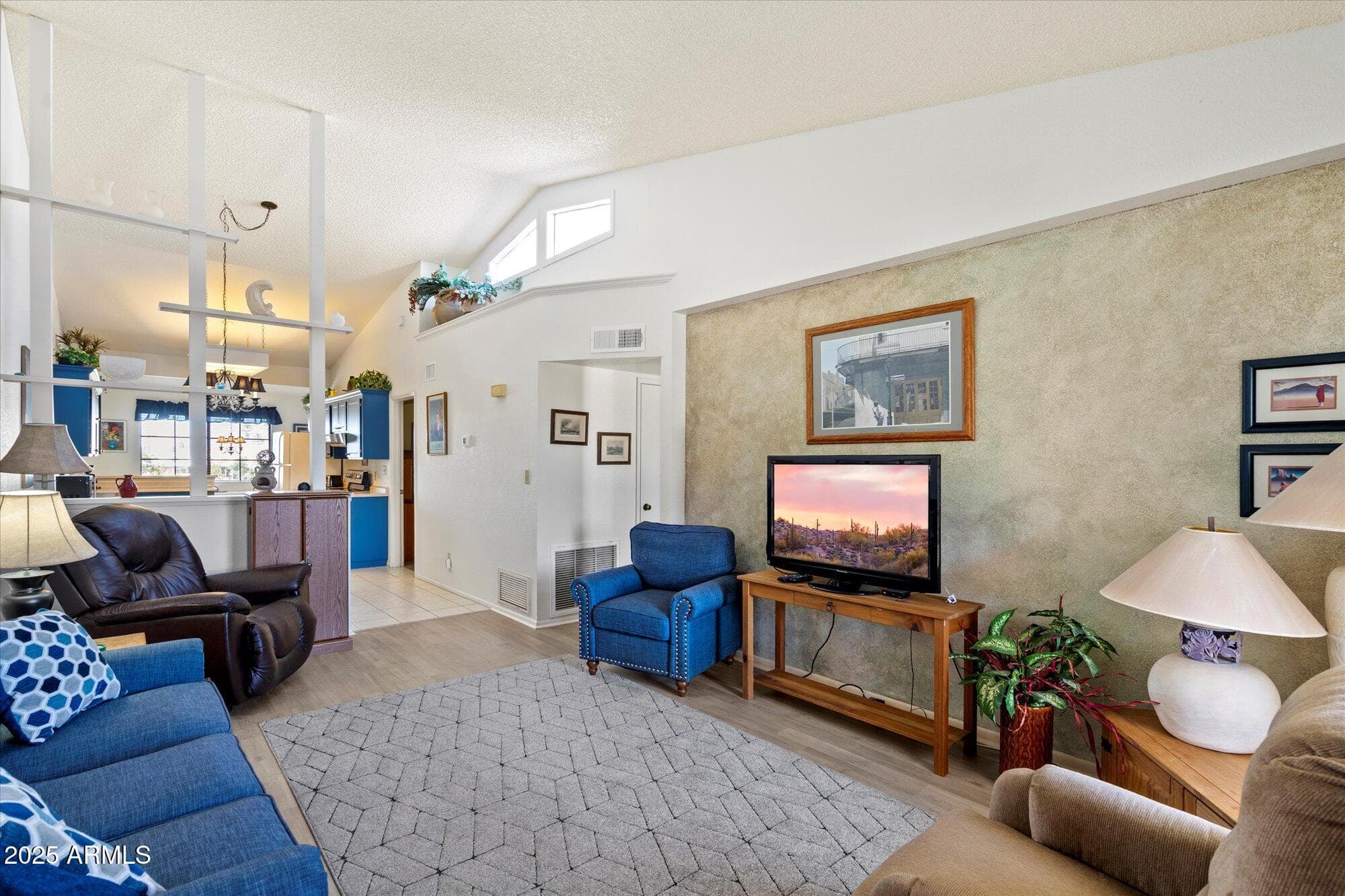 455 S Delaware Dr 128 — photo 2