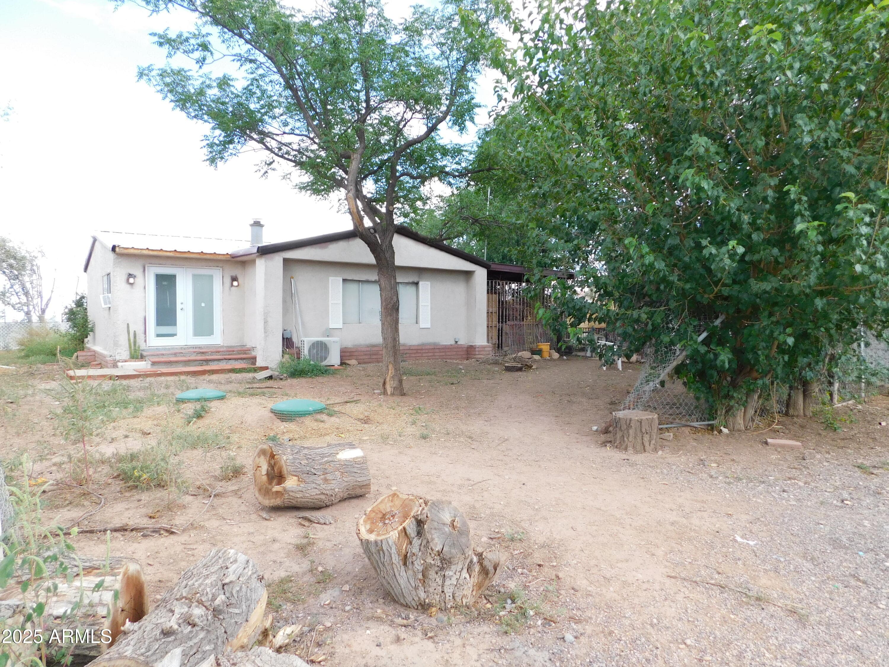 9097 N Montie Ave — photo 1