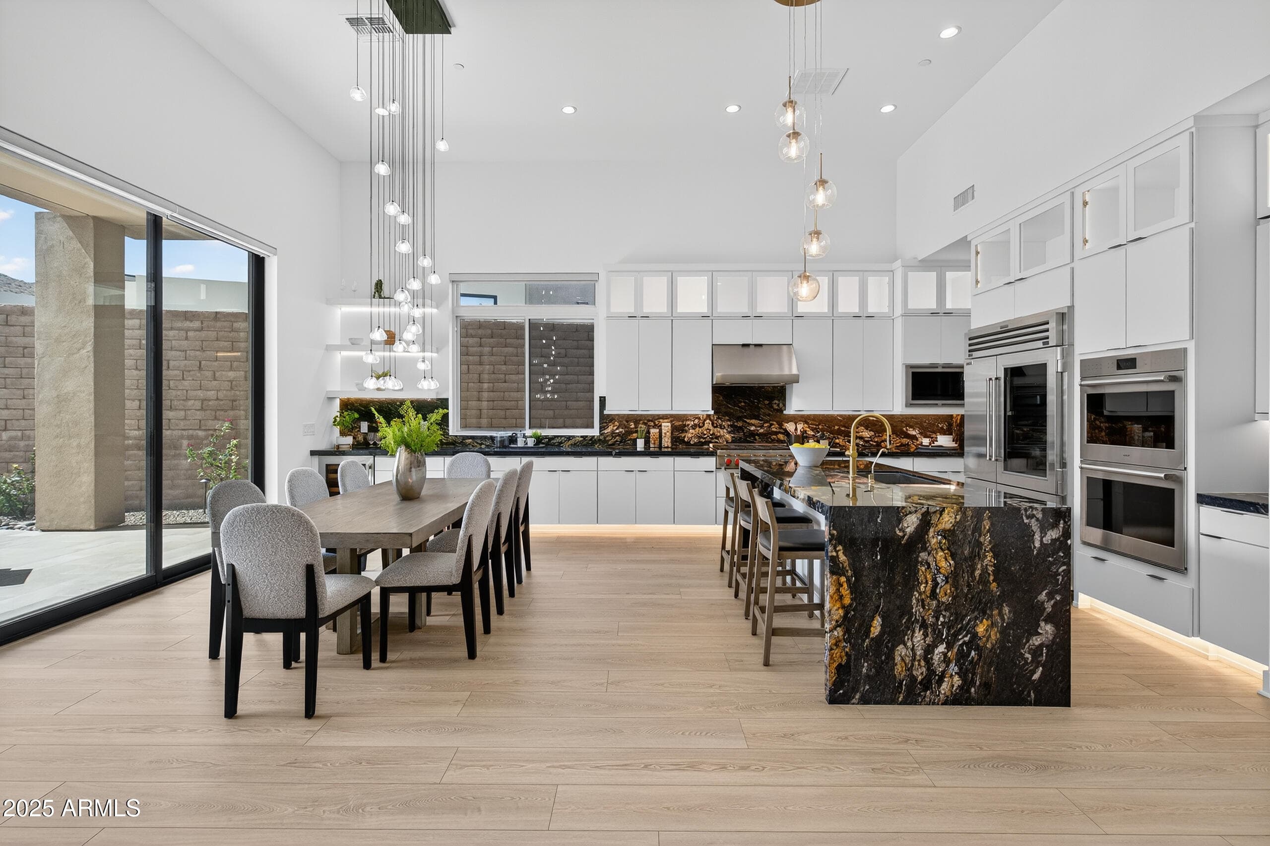 14141 E Highland Ave — photo 2