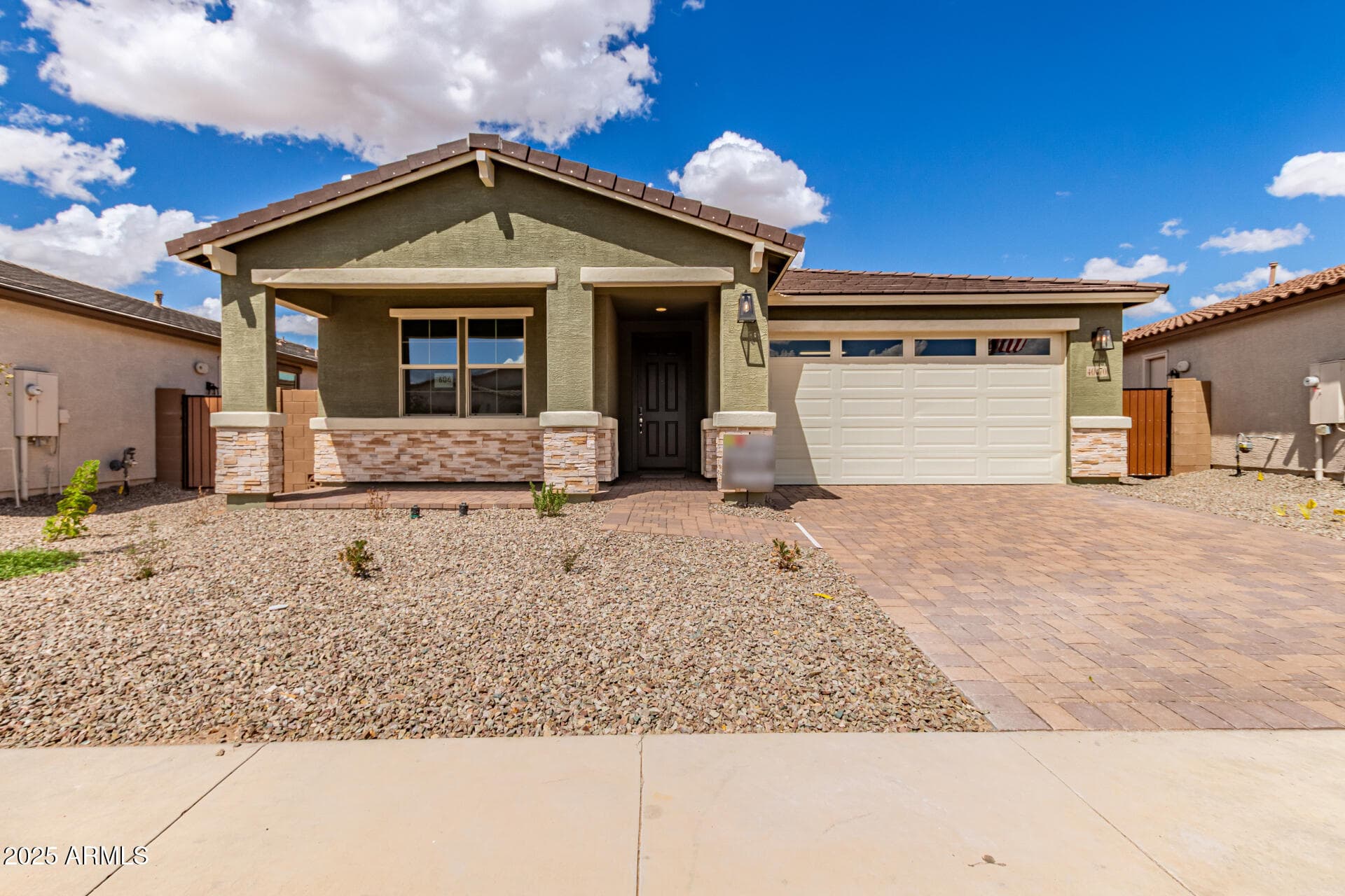 40470 W Rio Grande Dr — photo 1