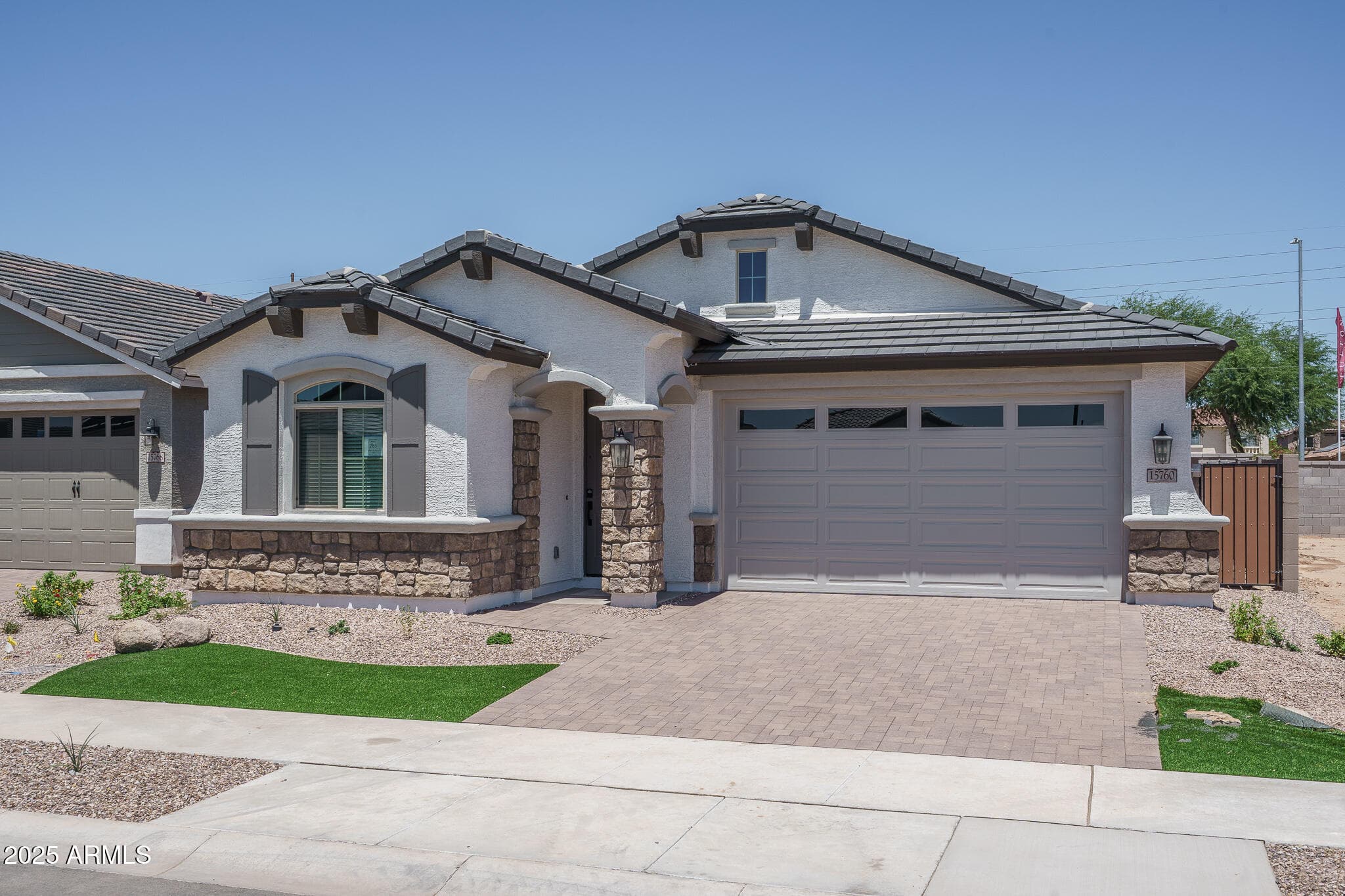 15760 W Georgia Dr — photo 2