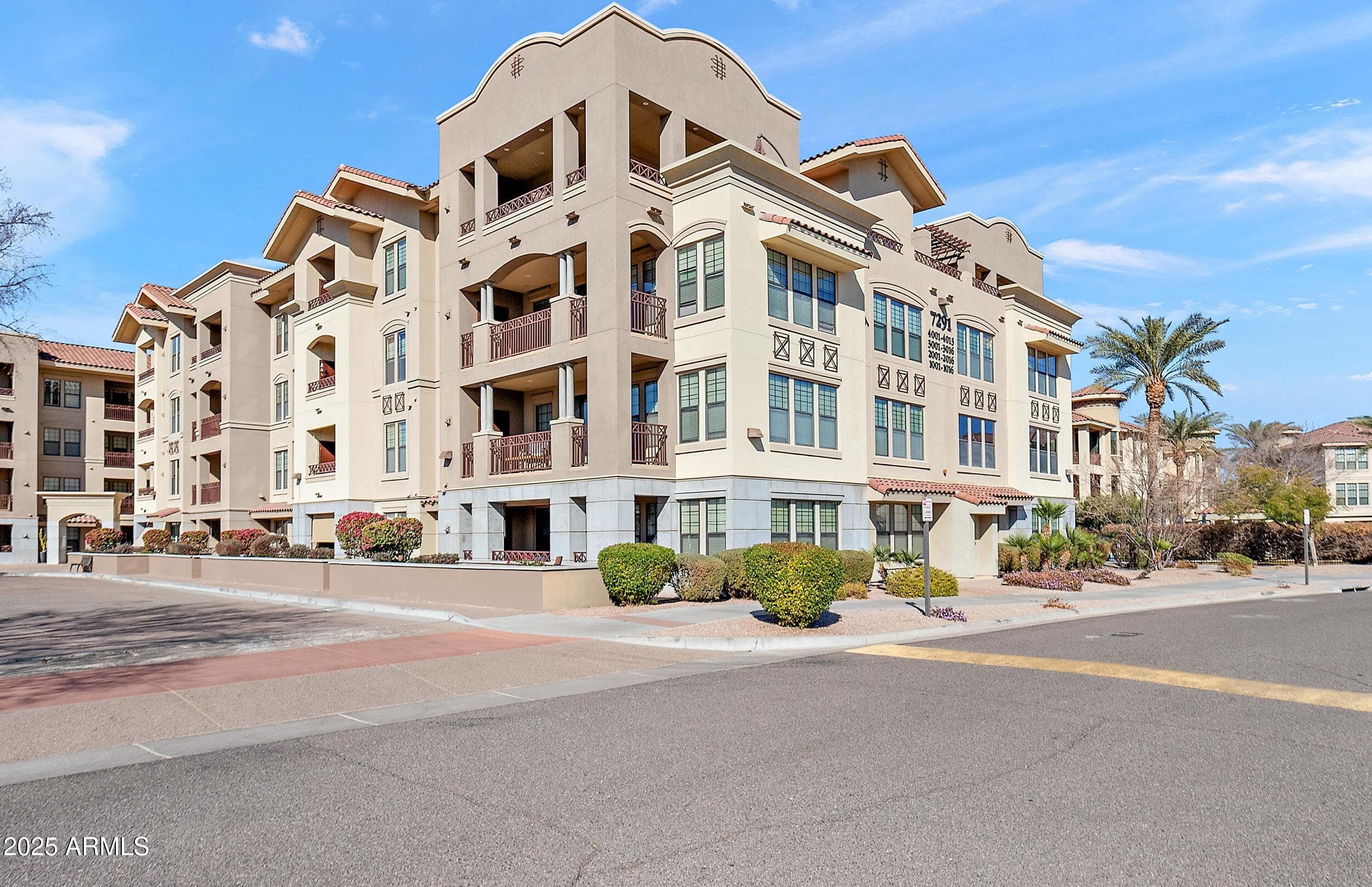 7291 N SCOTTSDALE RD - Photo 3