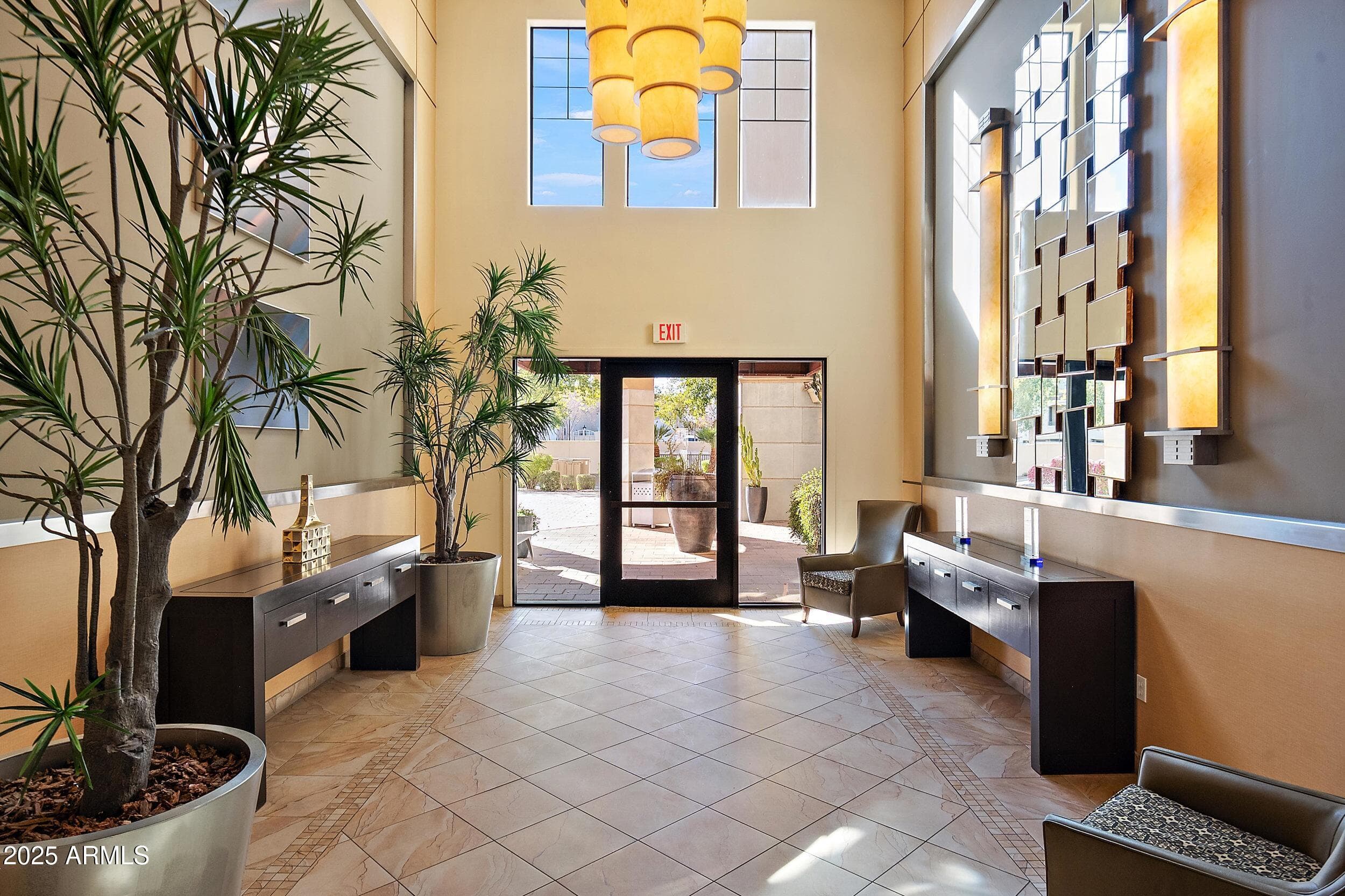 7291 N SCOTTSDALE RD - Photo 4