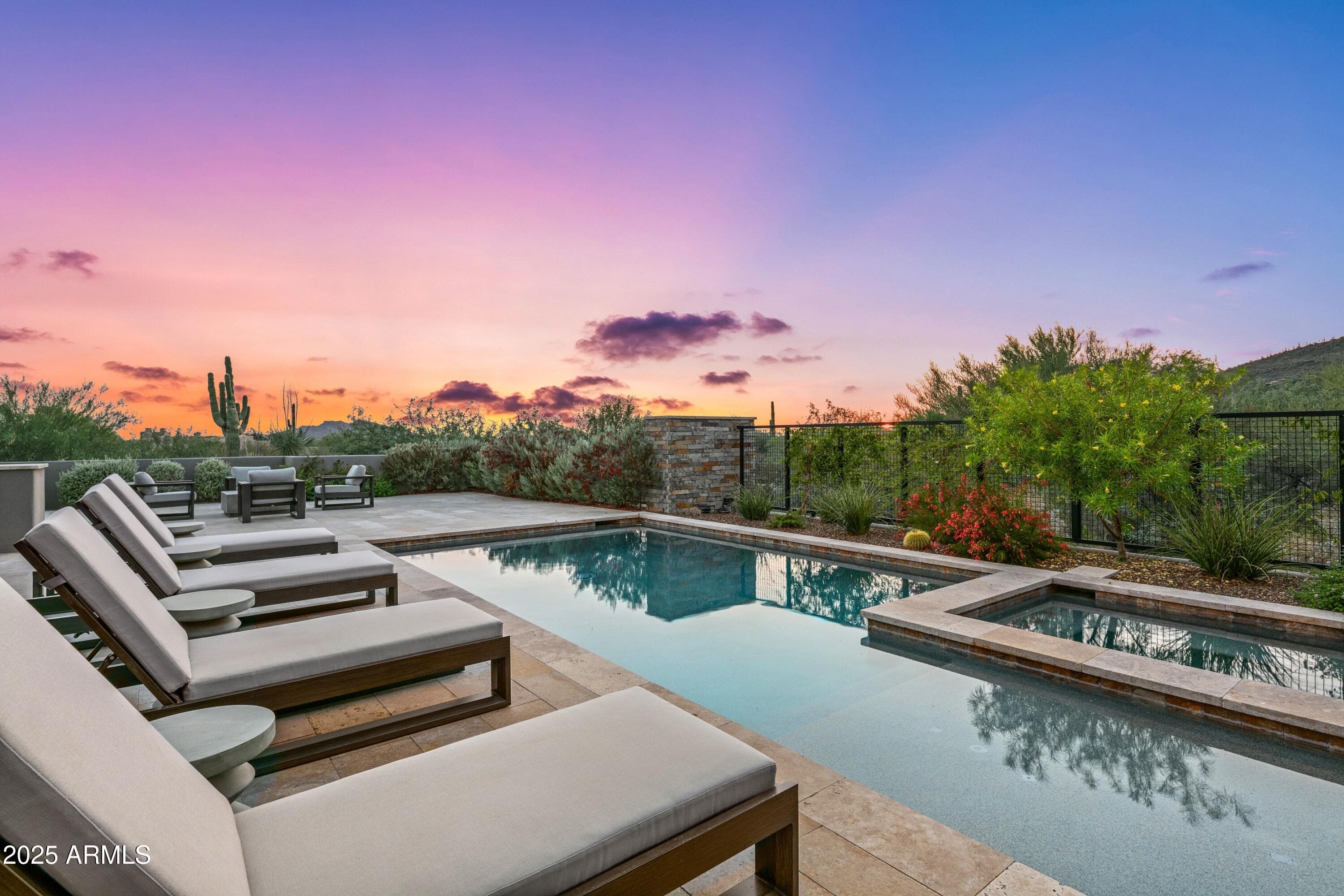 9645 E Horizon Dr — photo 1