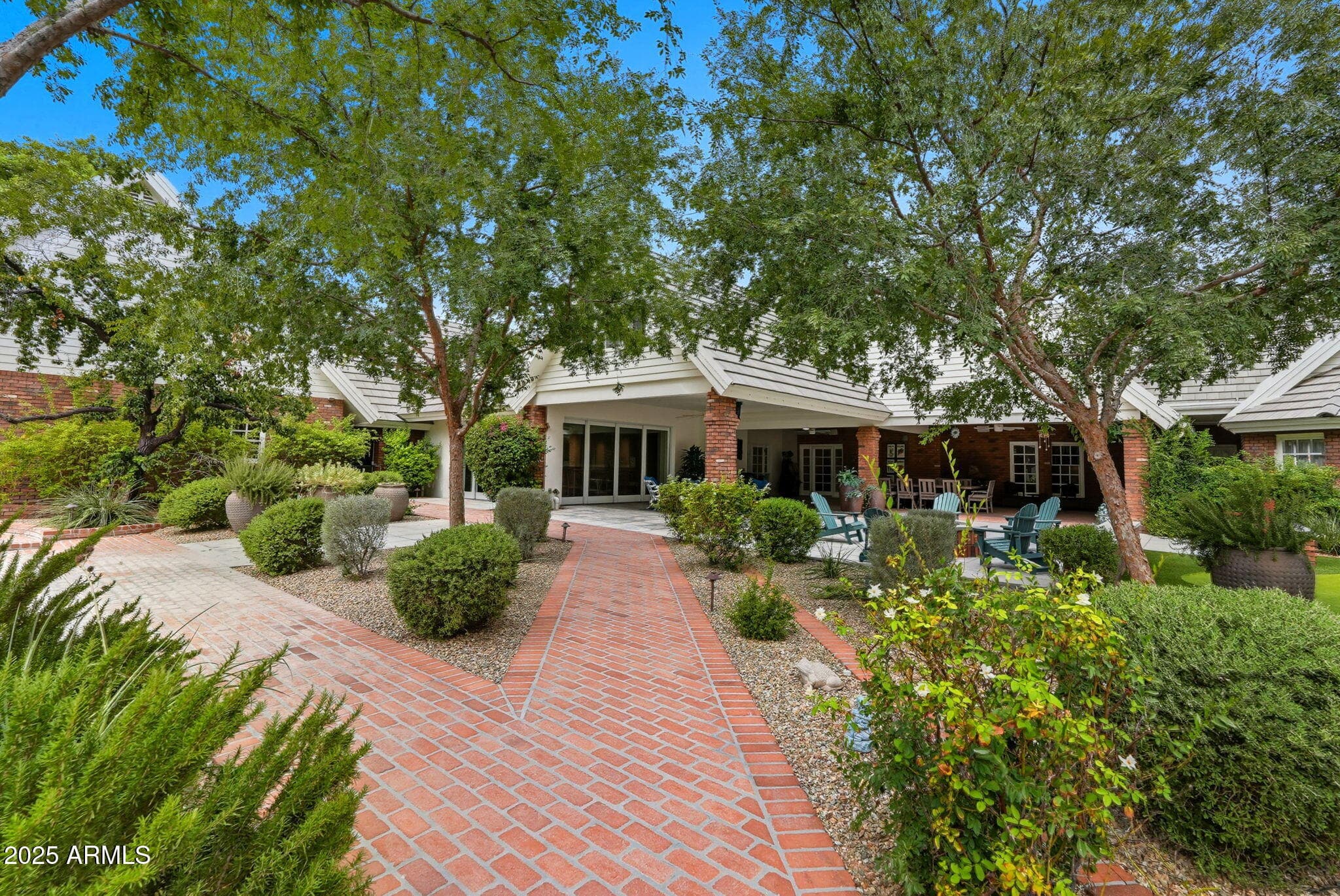 1001 E CAROLINE LN - Photo 3