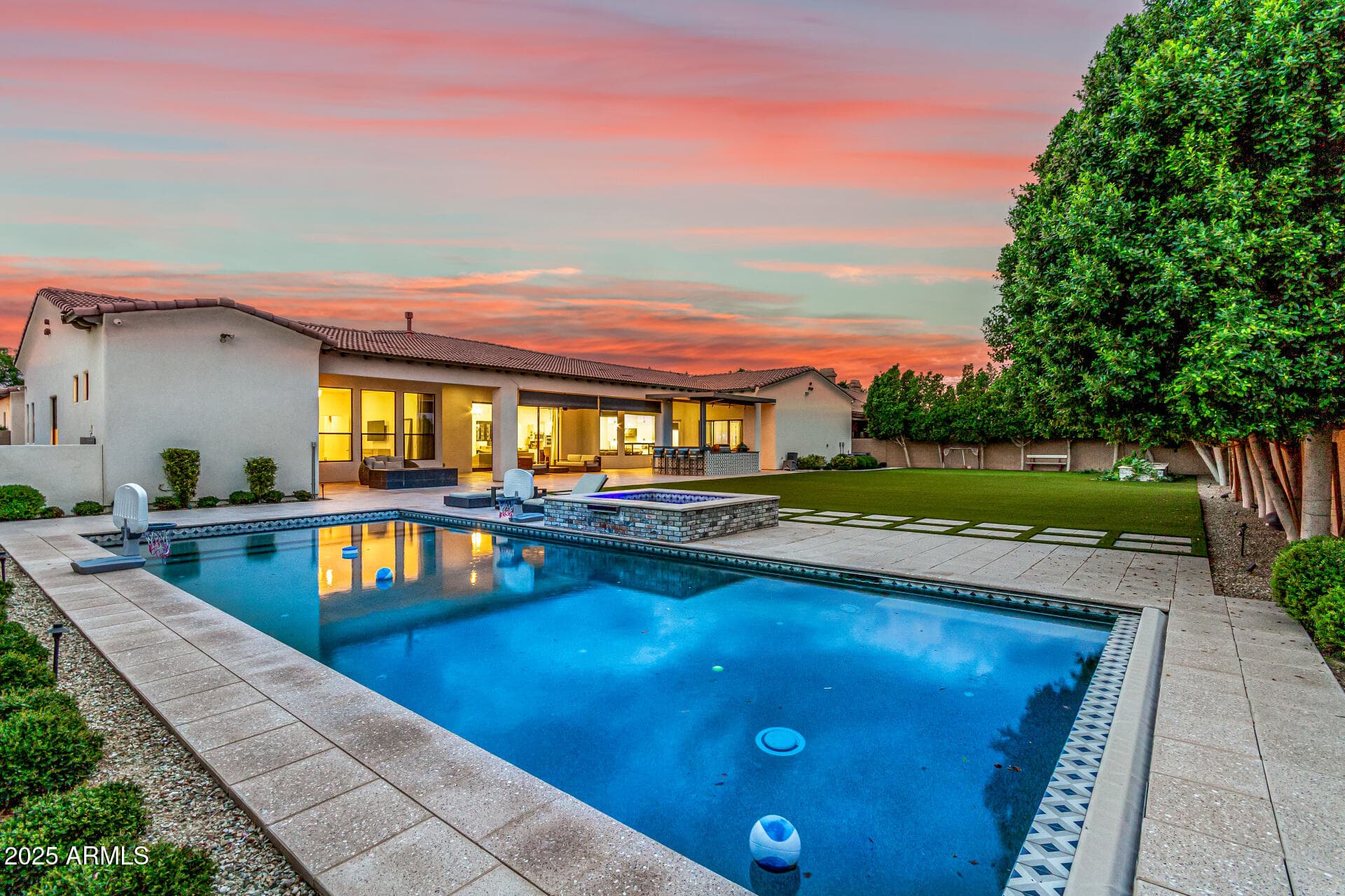 5940 S Gemstone Dr — photo 1