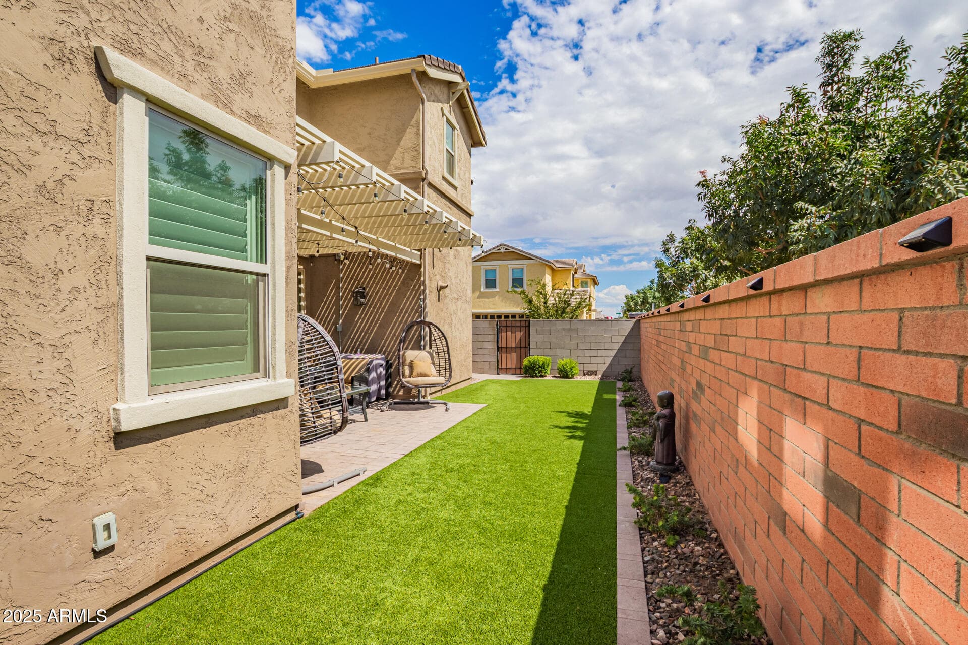 2617 S Entwistle St — photo 45