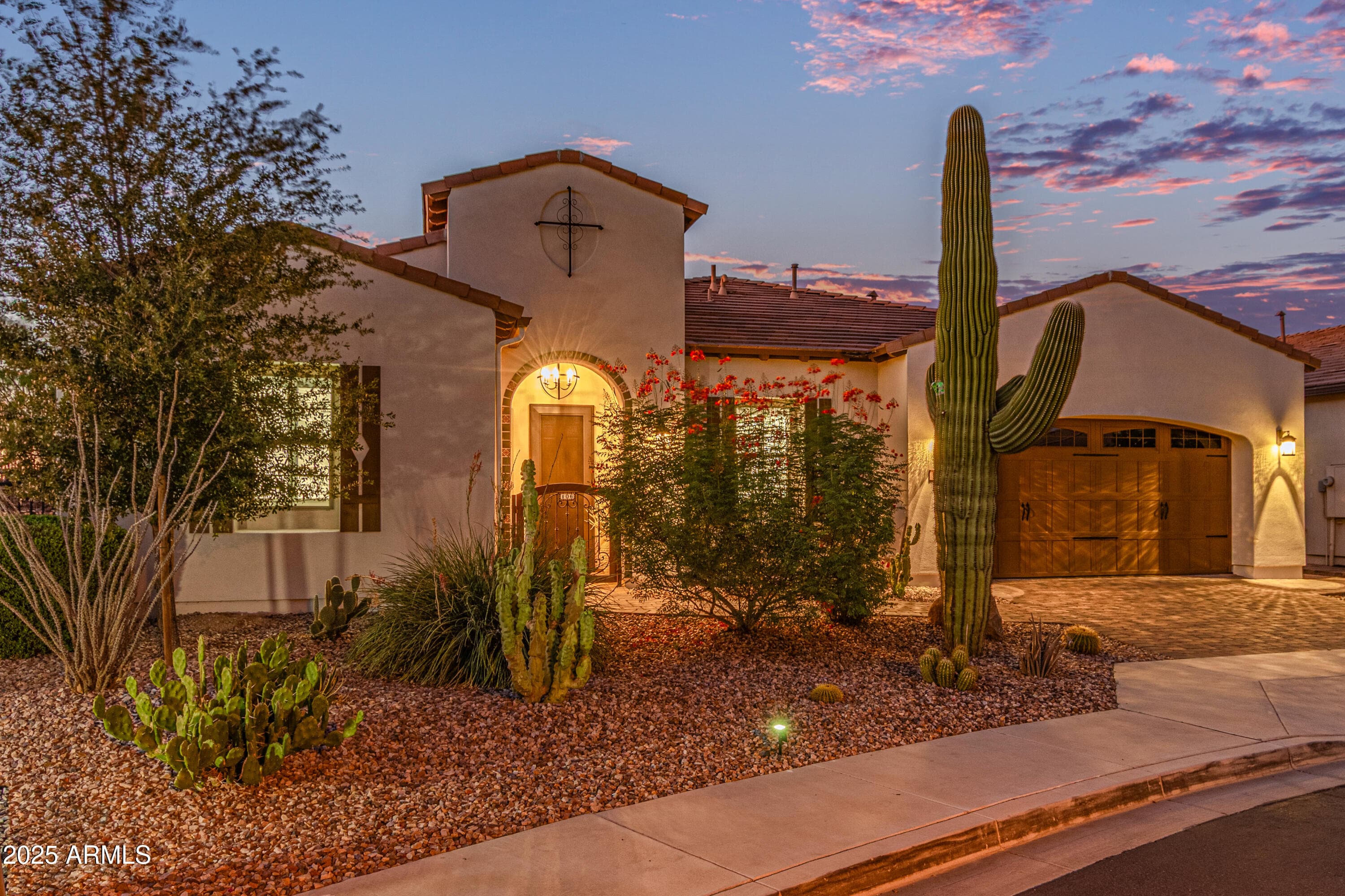 106 E Orange Blossom Path — photo 1