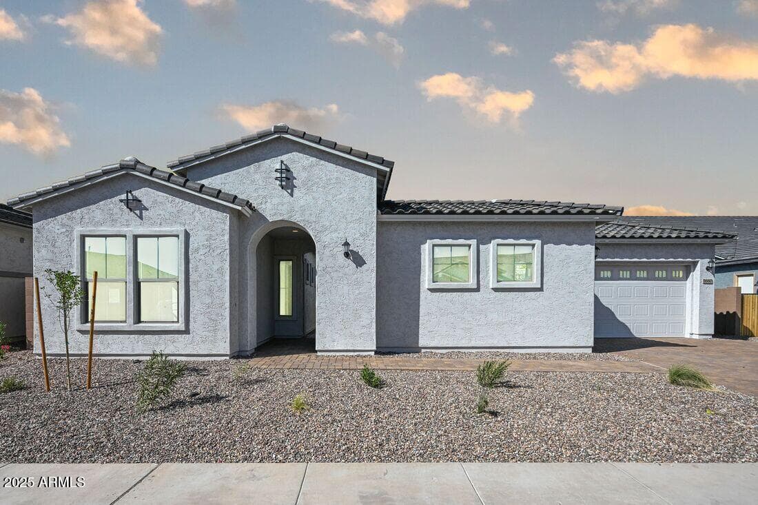 7660 W Remuda Dr — photo 1