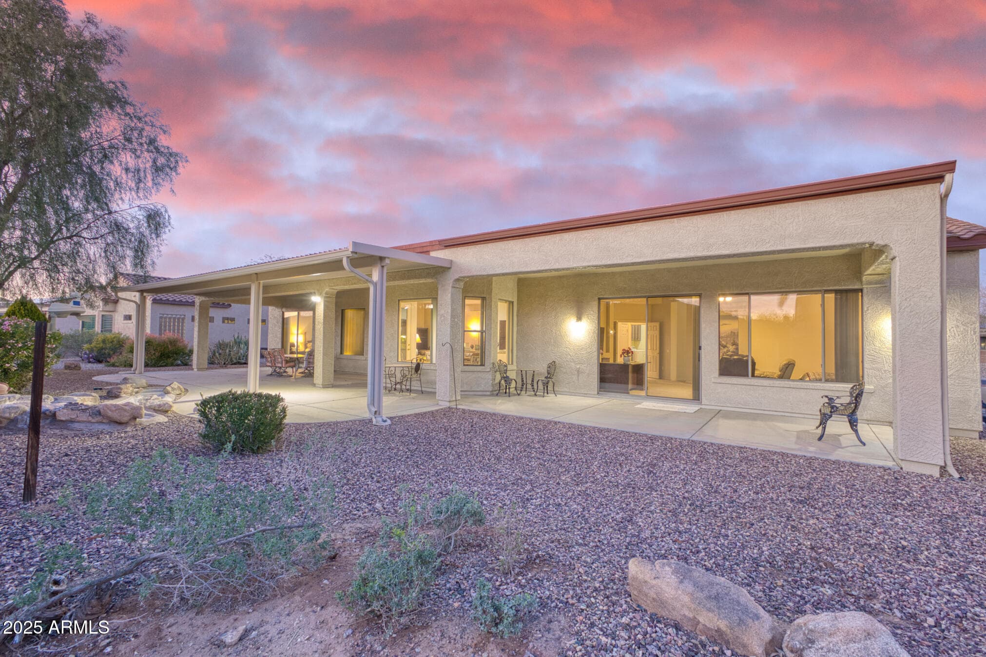 16927 W Desert Blossom Way — photo 2