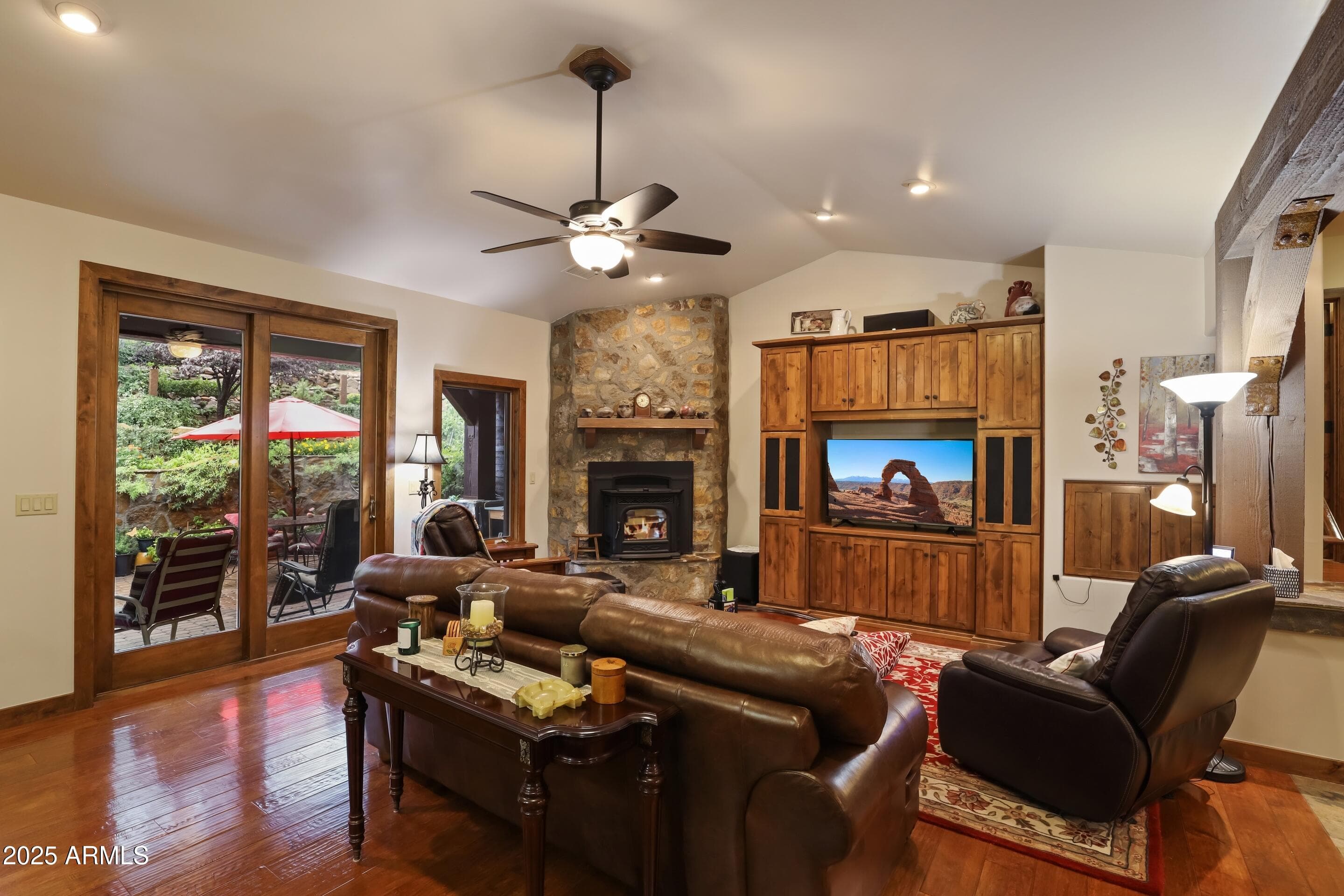 2307 E GRAPEVINE DR - Photo 4