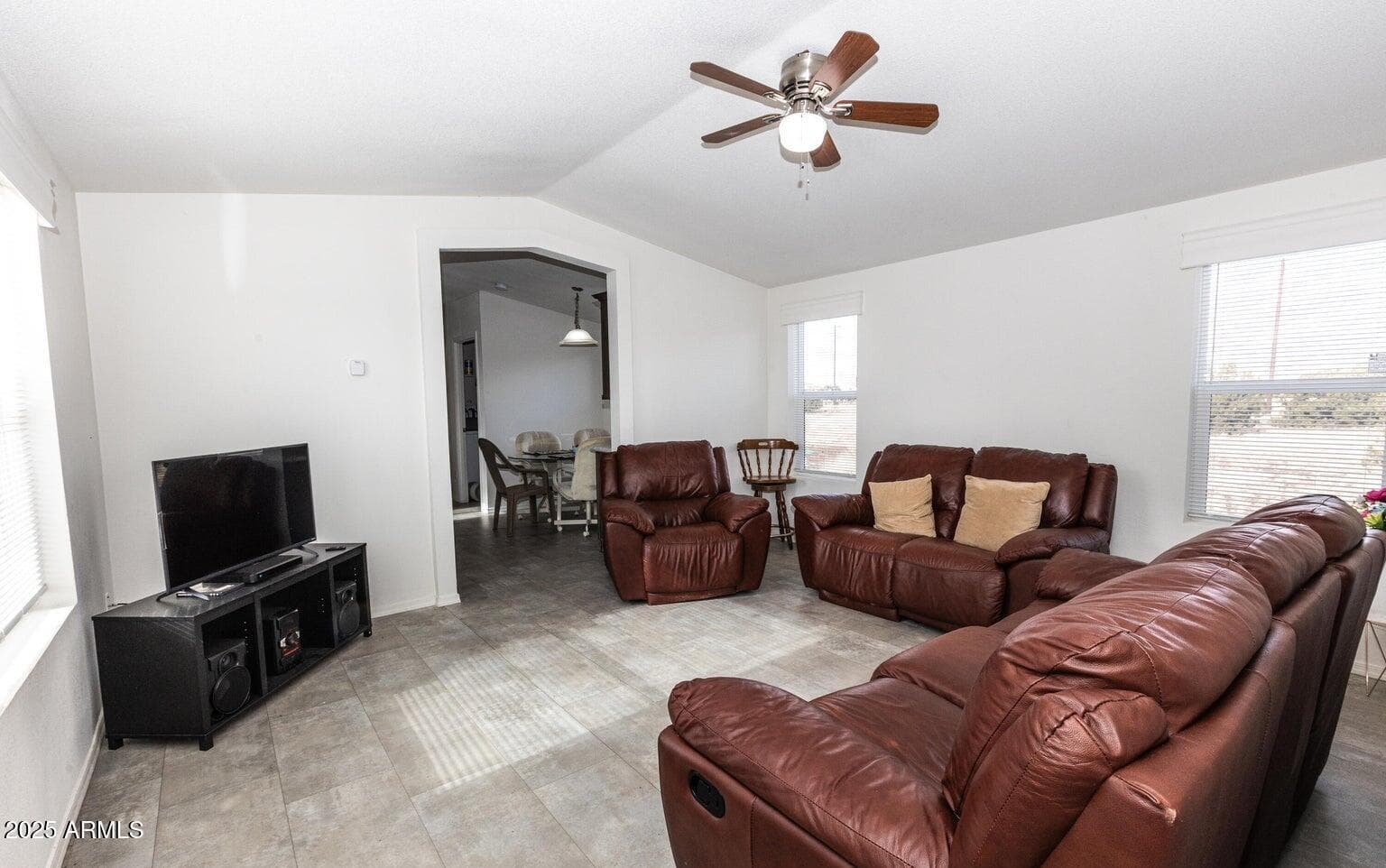 2308 Sitgreaves St — photo 2