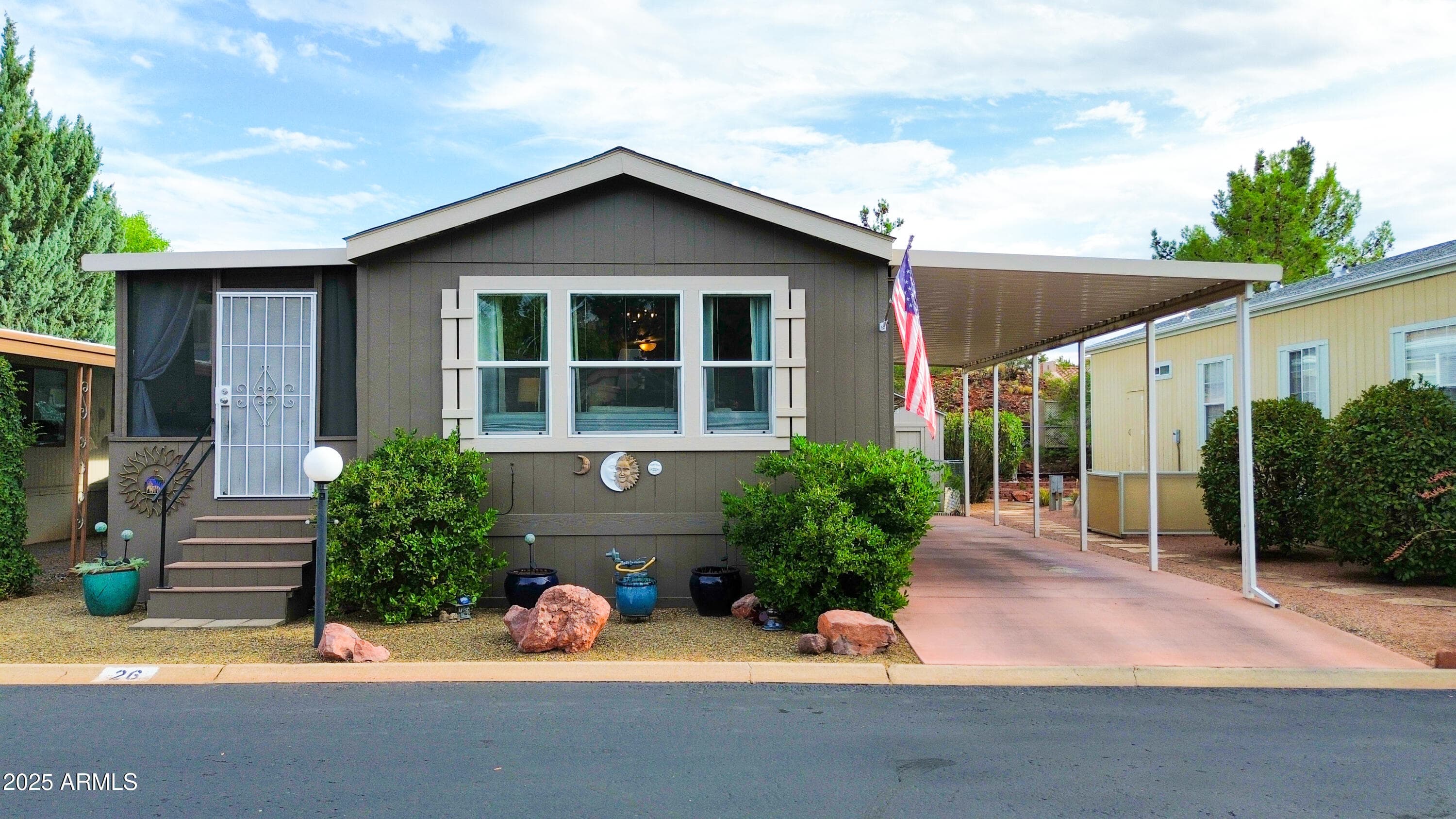 205 Sunset Dr 26 — photo 1