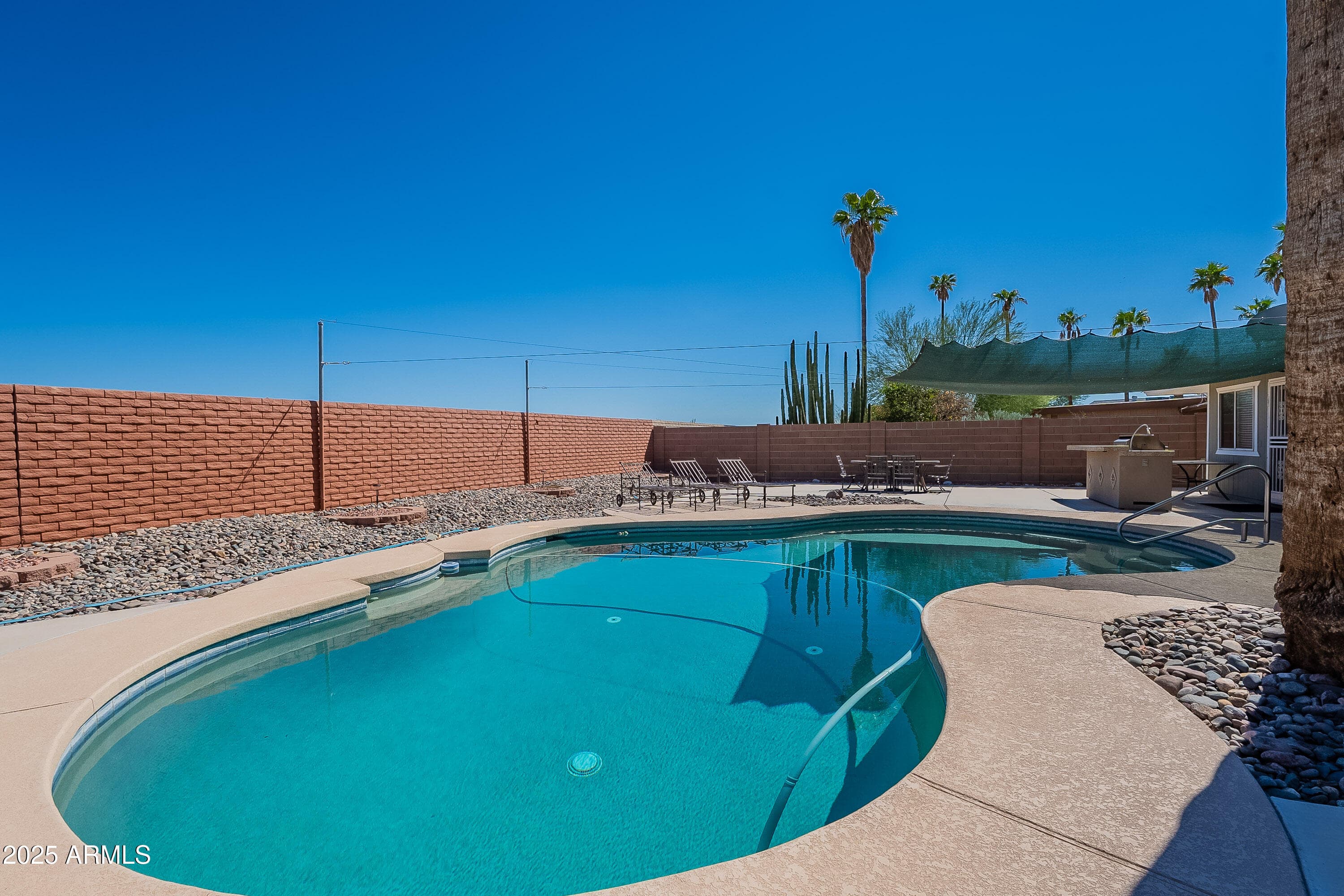 12311 W Rock Springs Dr — photo 1