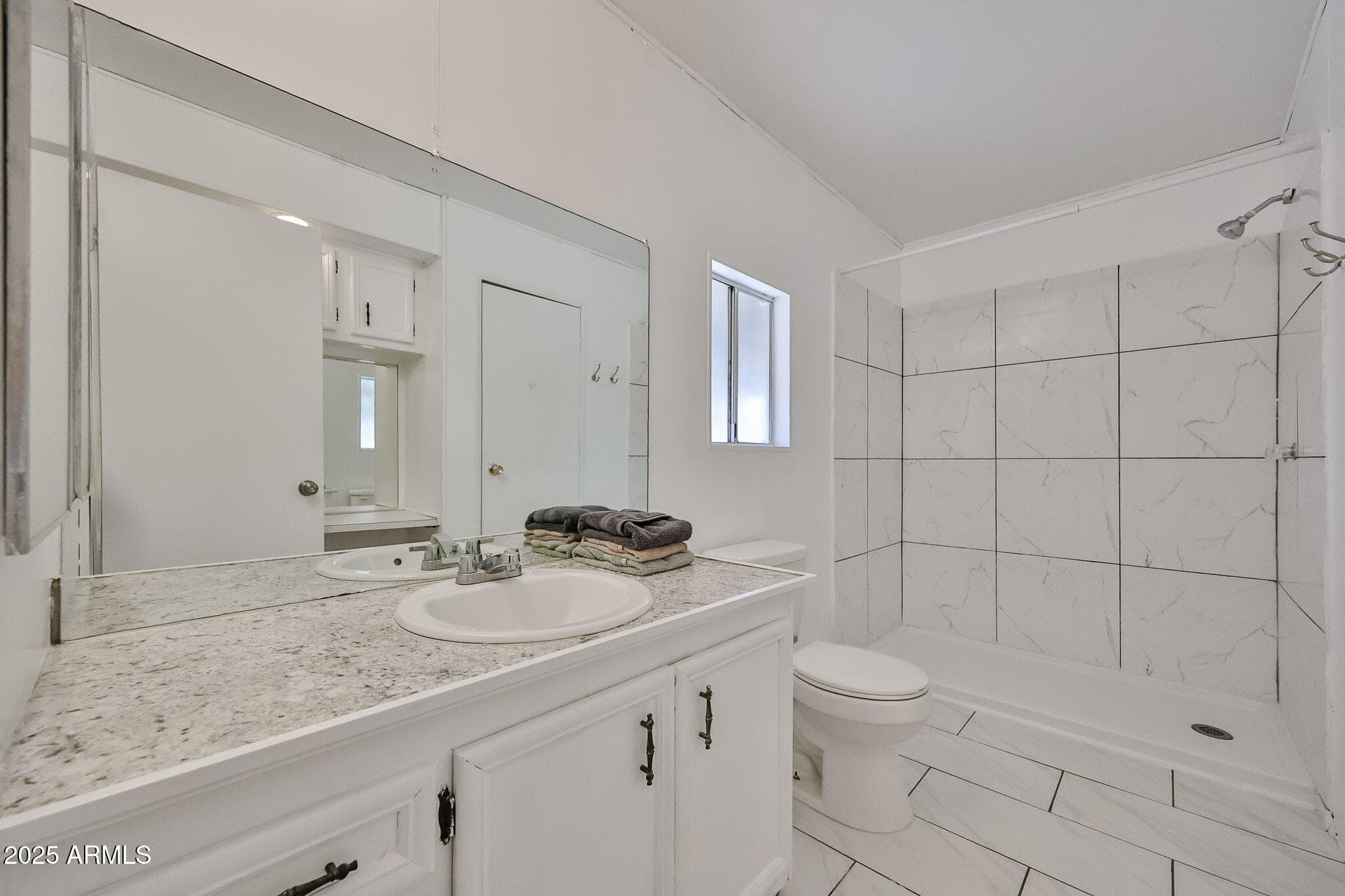 303 E SOUTH MOUNTAIN AVE - Photo 4