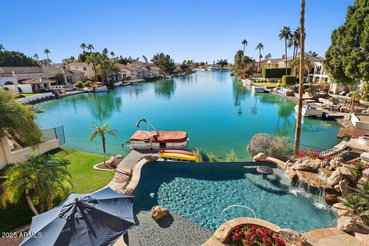 1519 E TREASURE COVE DR - Photo 4