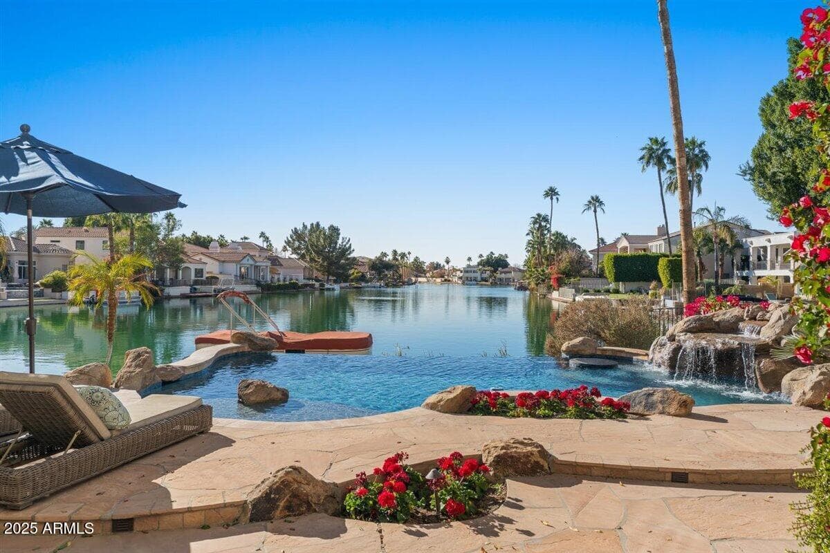 1519 E TREASURE COVE DR - Photo 1