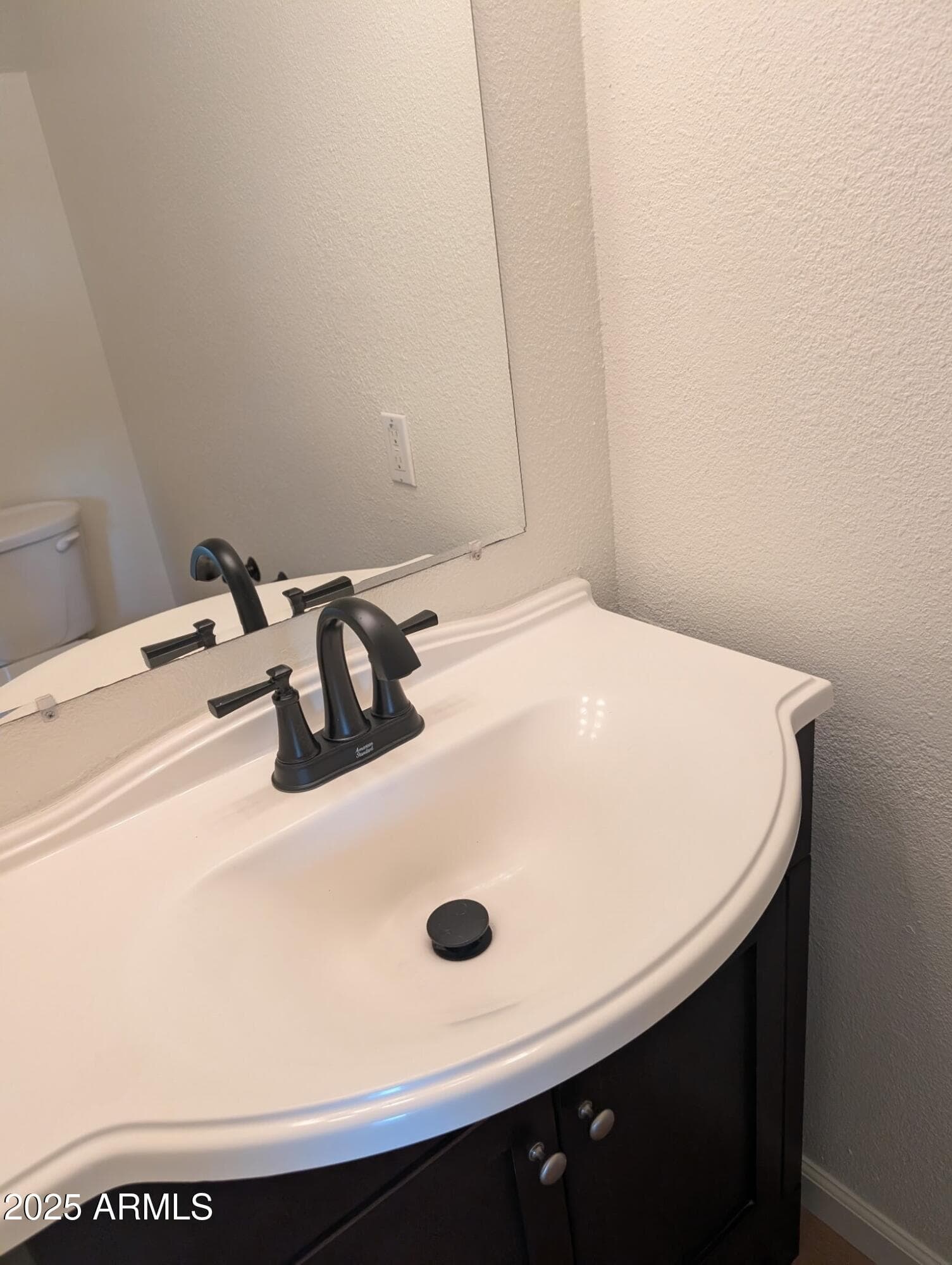 6512 S Mcallister Ave — photo 2