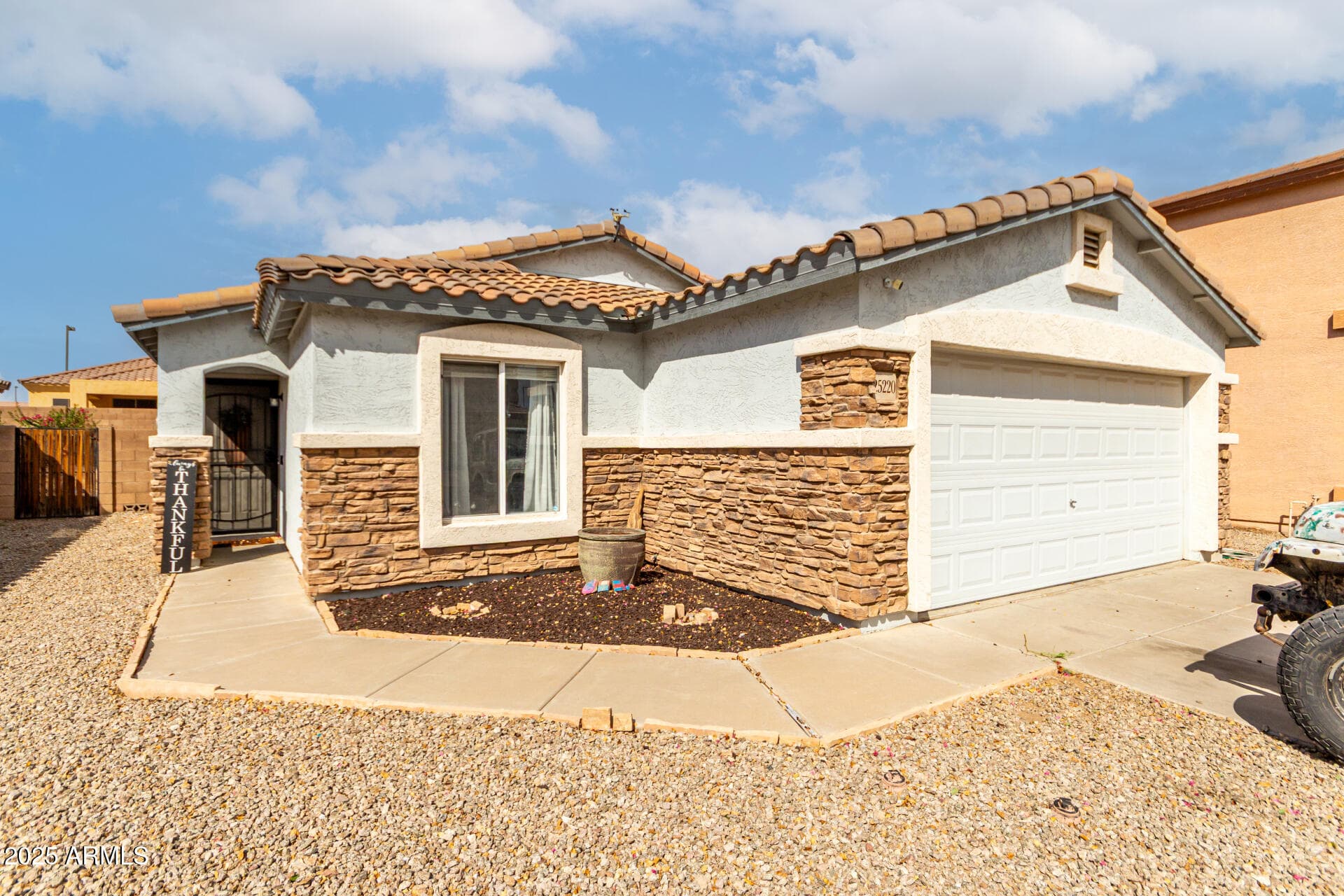 25220 W La Mont Ave — photo 1