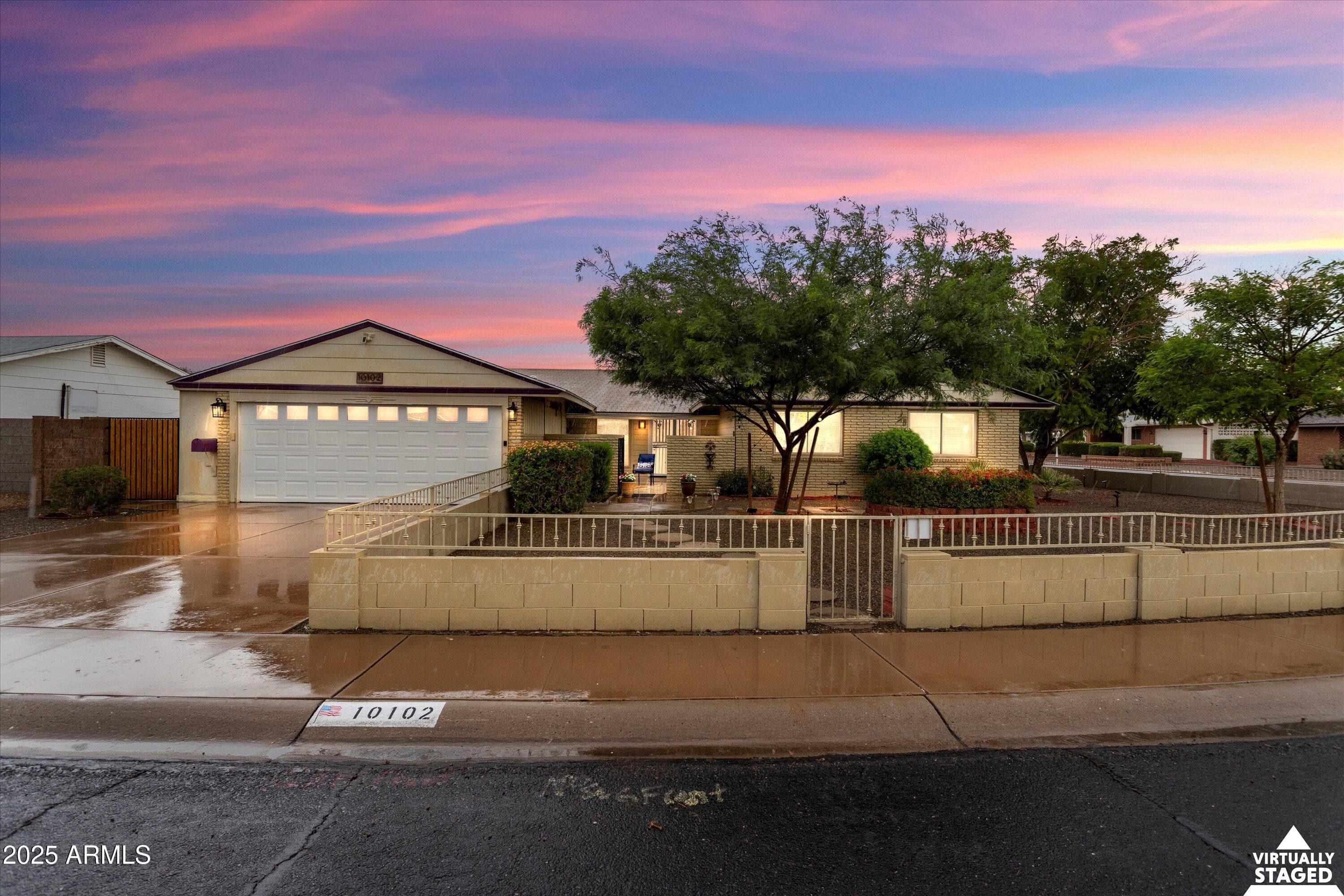 10102 W Deanne Dr — photo 1