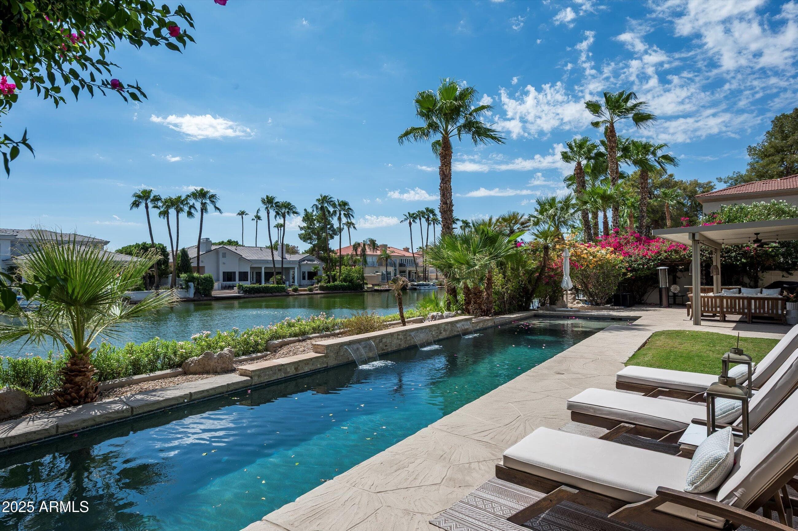 1407 E Coral Cove Dr — photo 1