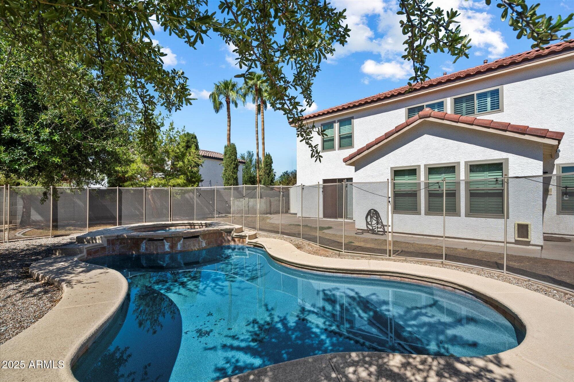 2145 E Longhorn Pl — photo 1